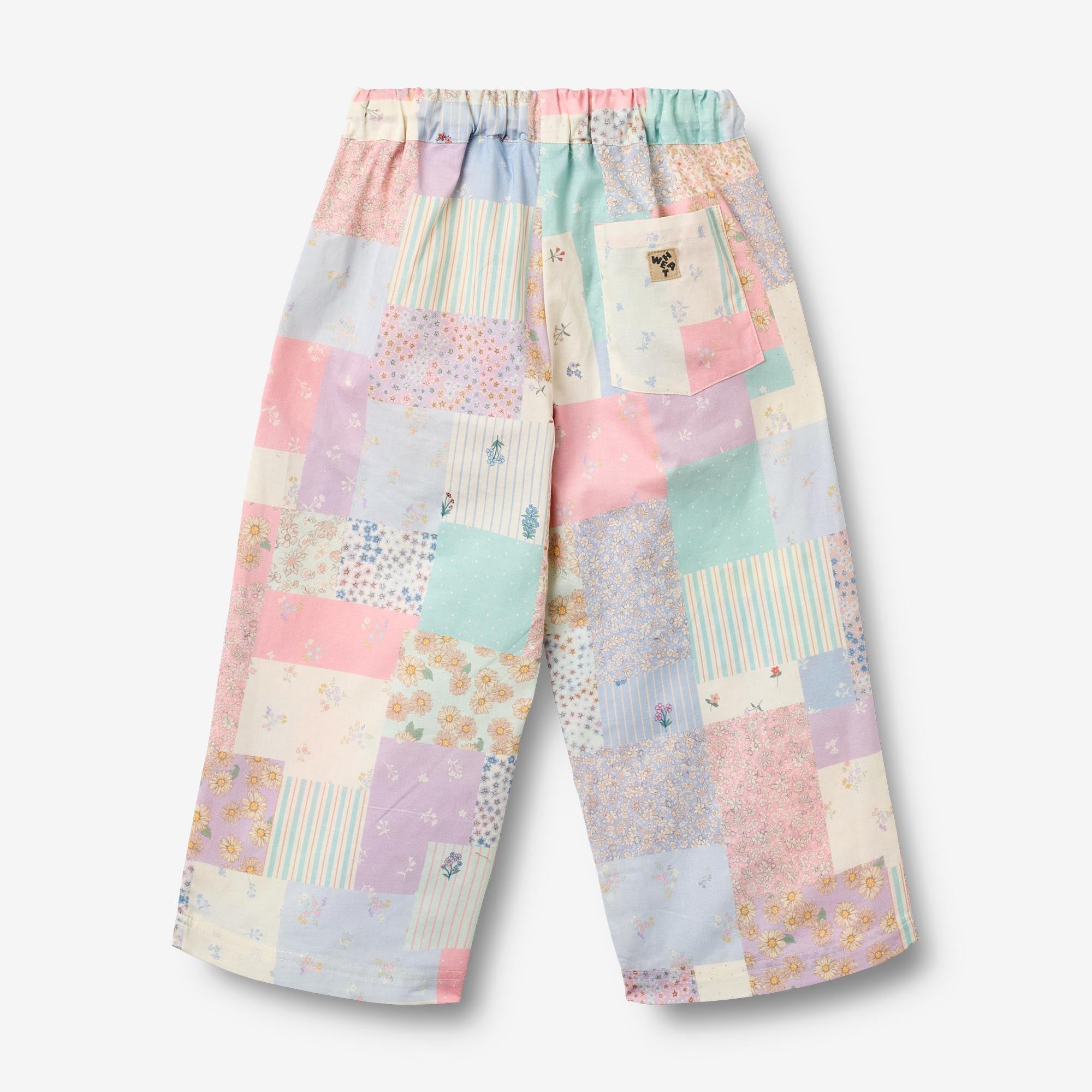 wheat-sasha-hose-patchwork-flowers-bio-baumwolle-webware image 2