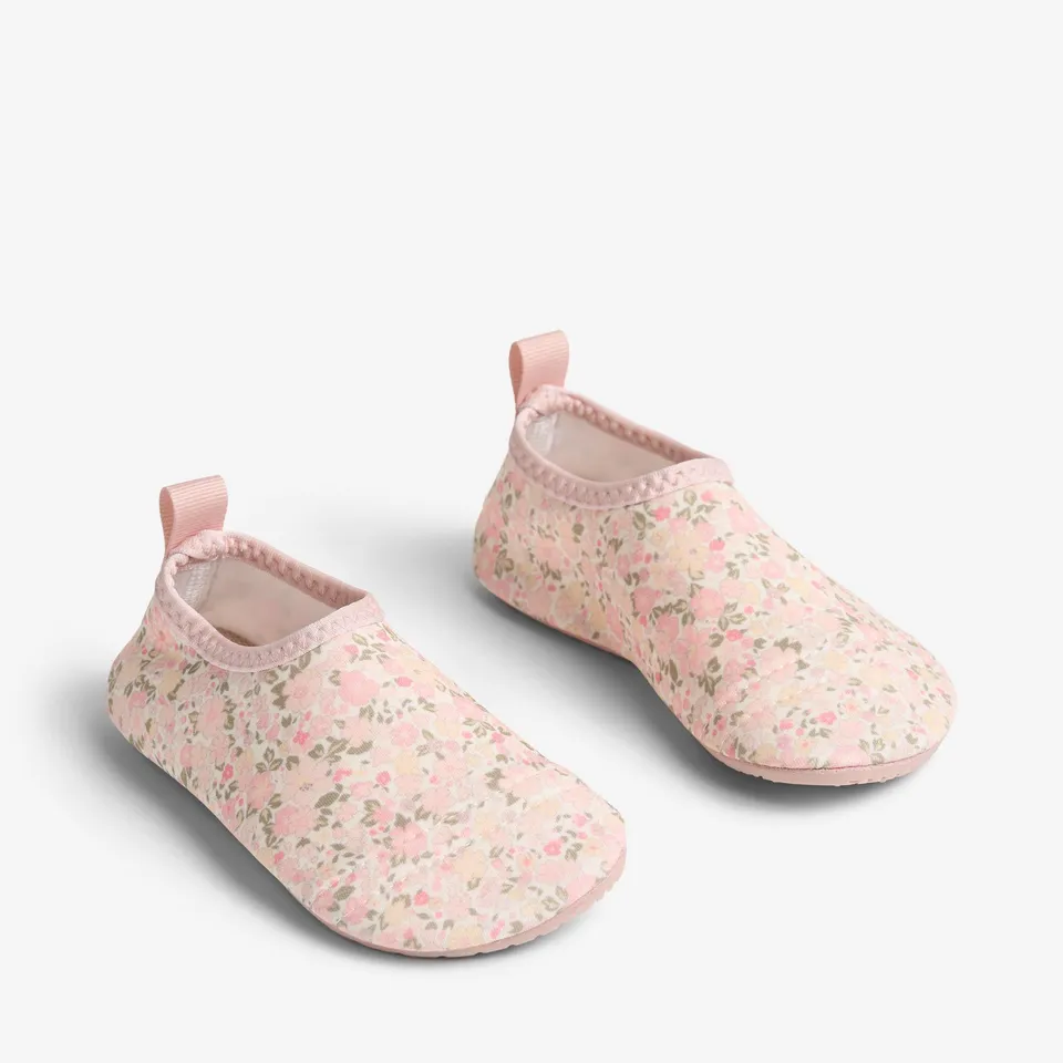 wheat-dolphin-badeschuhe-ivory-flower-meadow-barfu image 1