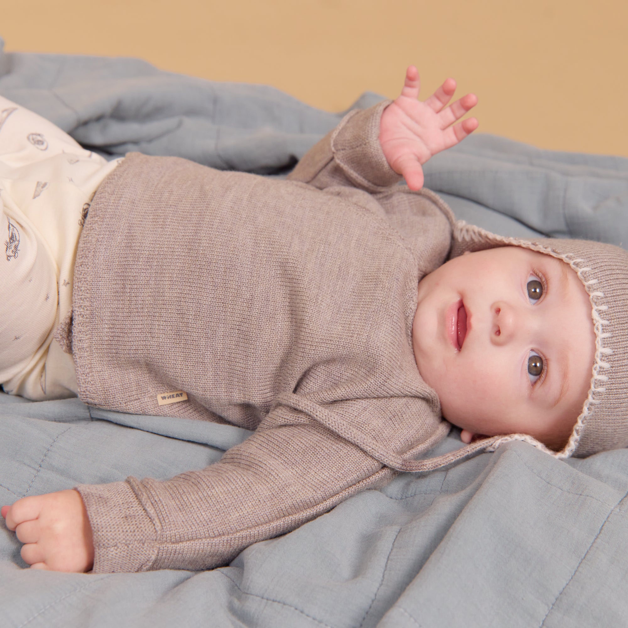 wheat-silas-jerseyhose-baby-bio-baumwolle-dreaming-mouse image 3