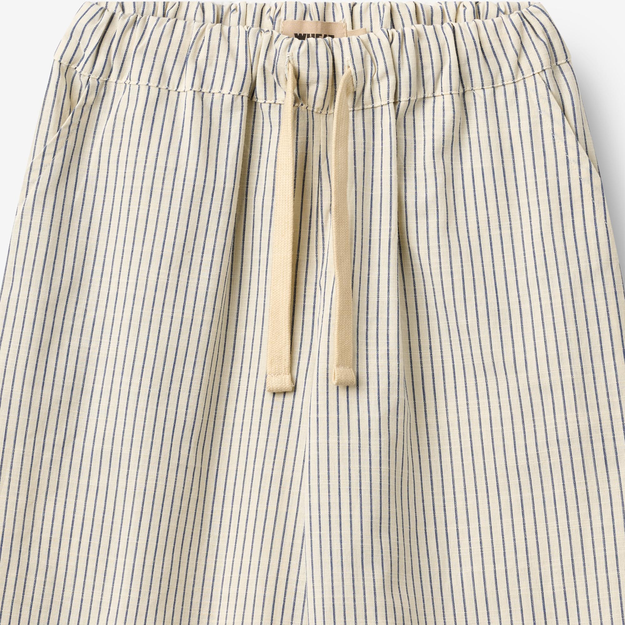 wheat-sasha-hose-dark-blue-stripe-bio-baumwolle-unisex image 3