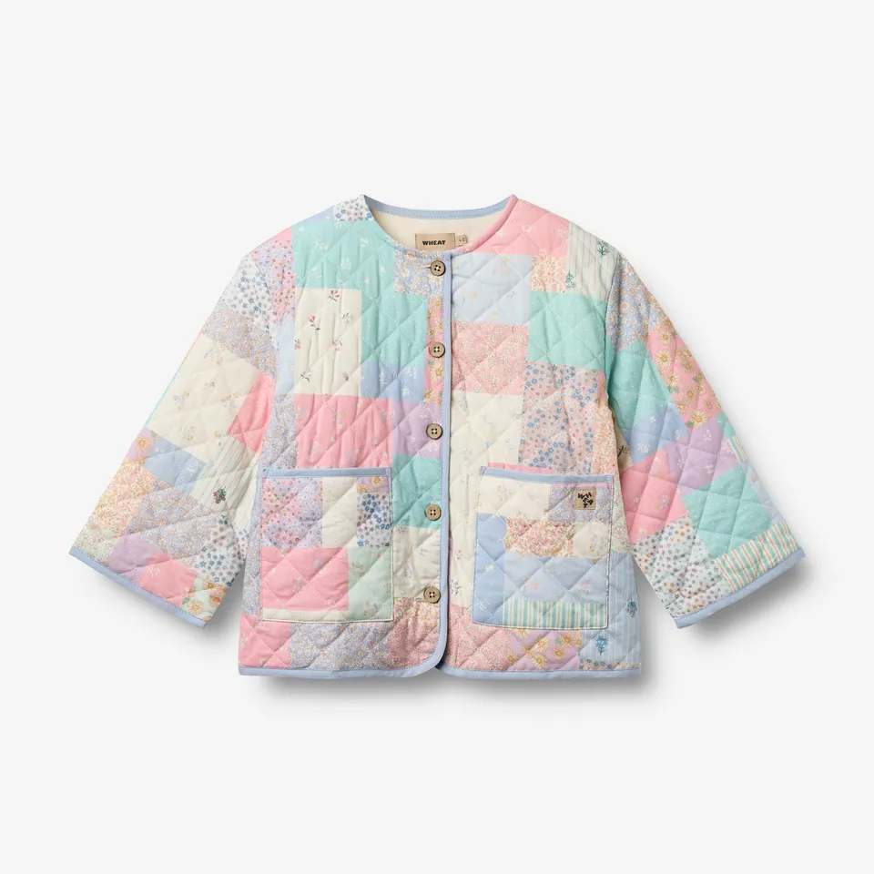 wheat-inaja-steppjacke-patchwork-flowers-bio-baumwolle image 1