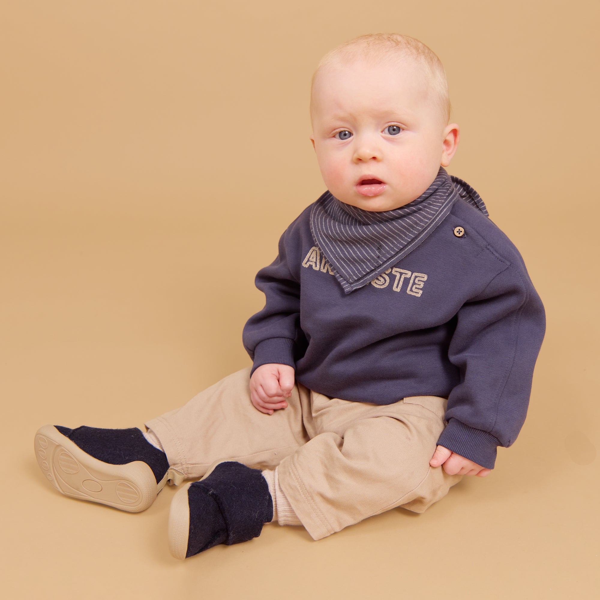 wheat-marlow-halstuch-greyblue-slub-stripe image 2