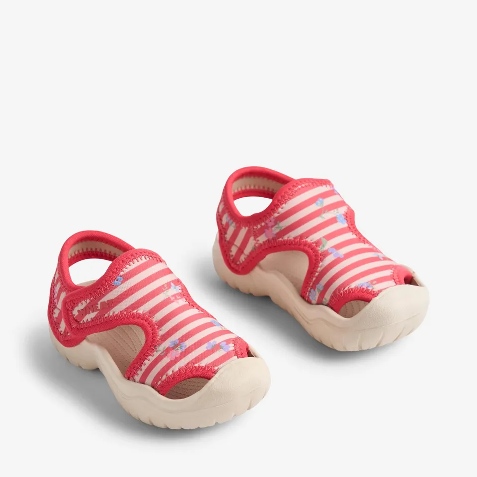 wheat-bani-sandale-red-stripe-flowers-neopren-klett image 1