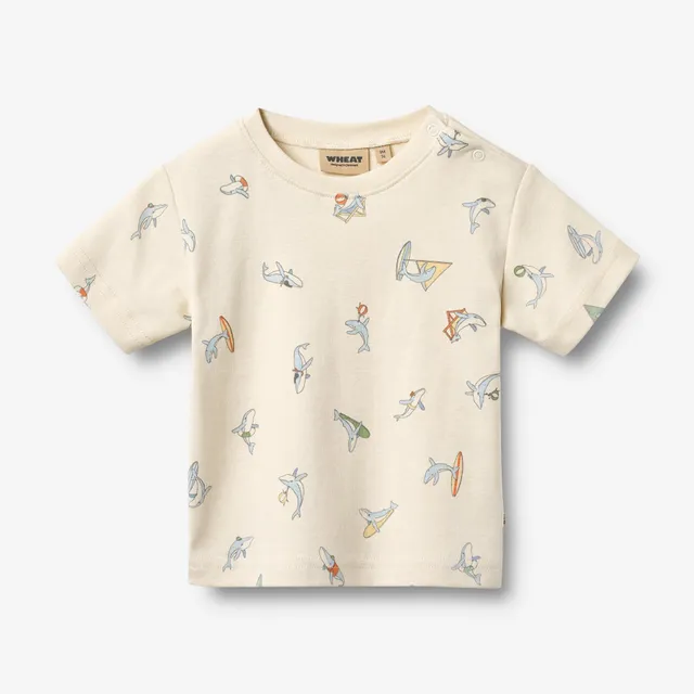 wheat-fabian-t-shirt-whale-friends-bio-kurzarm image 1