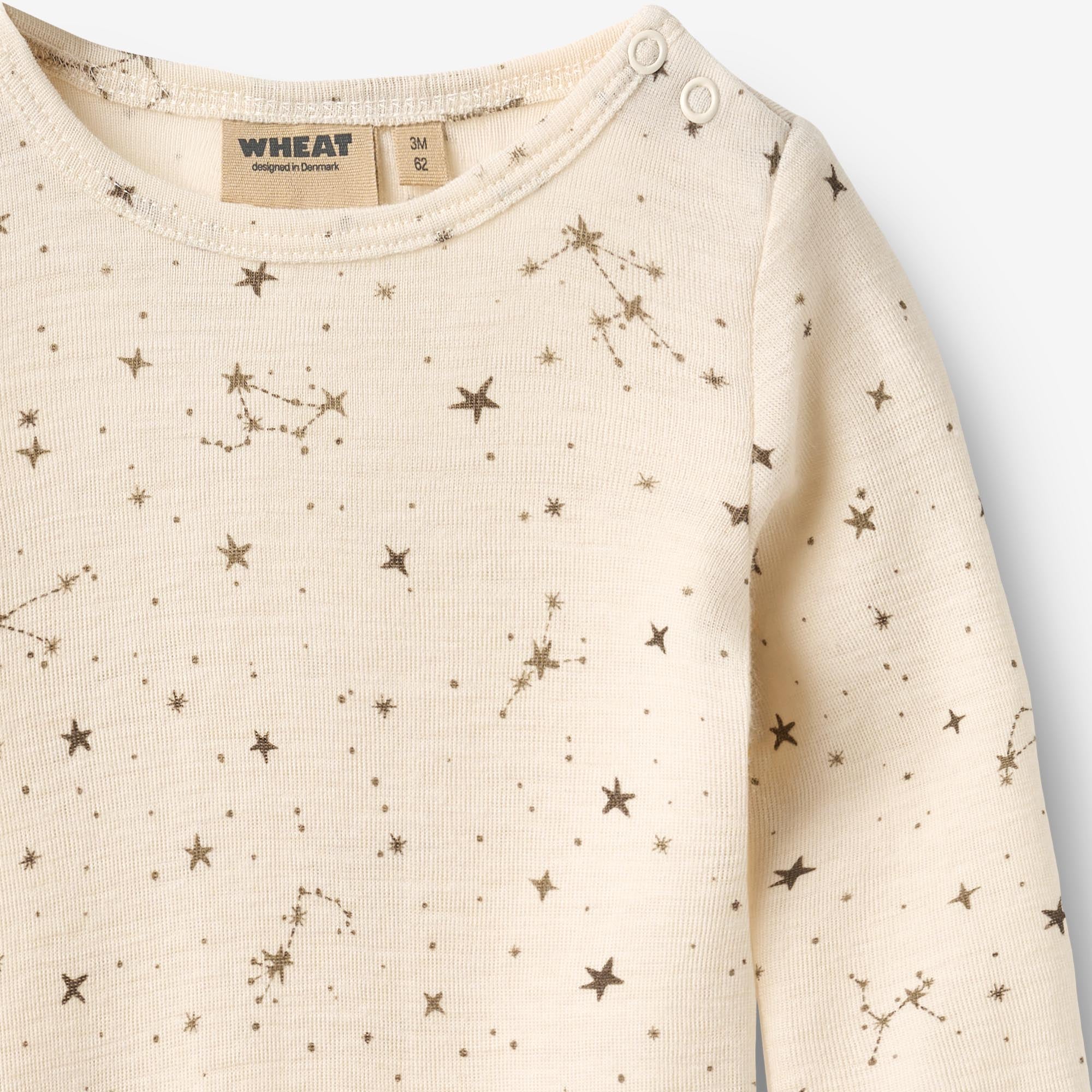 wheat-haven-woll-jumpsuit-eggshell-stars-merino image 4