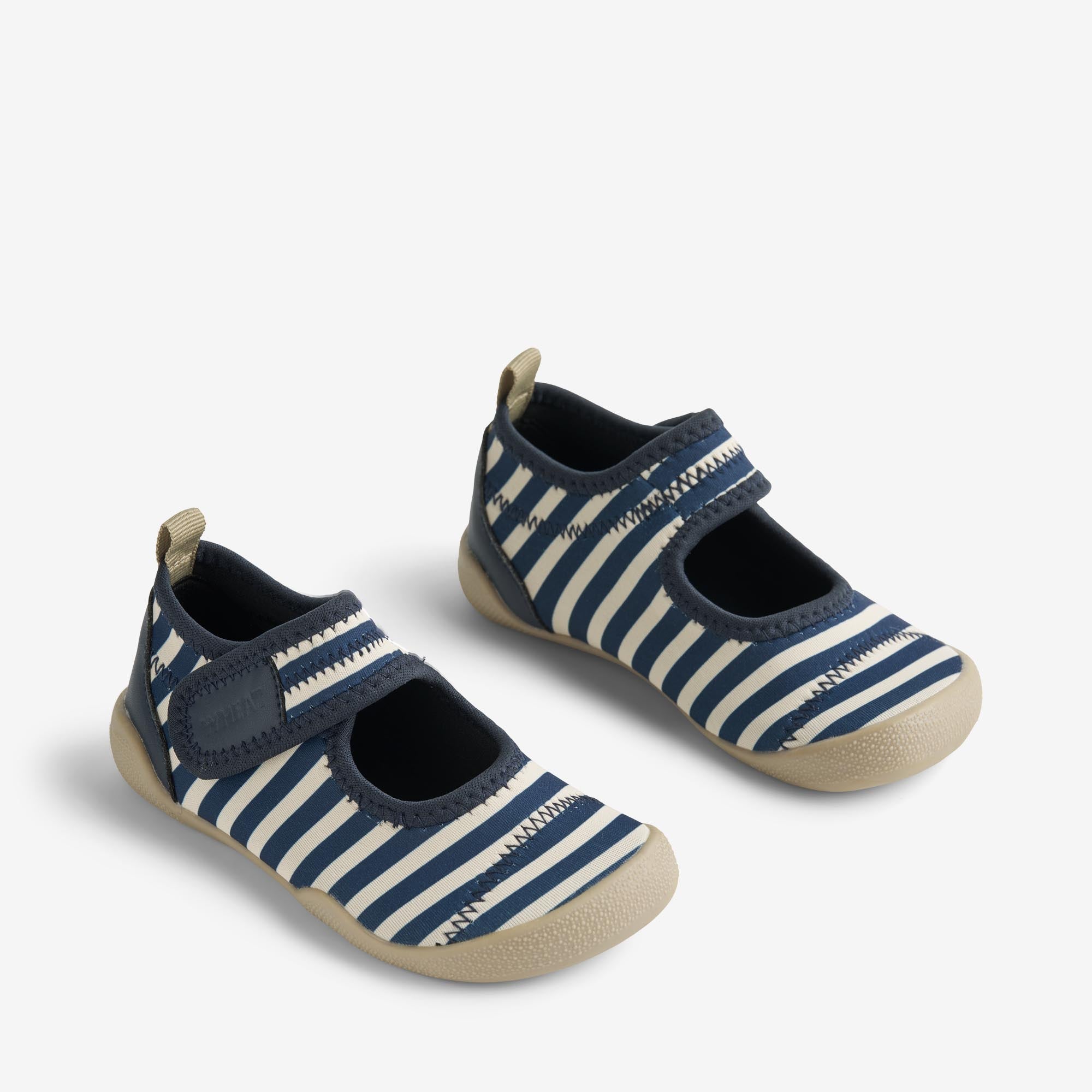 wheat-wavey-beach-shoe-indigo-stripe-neopren image 1