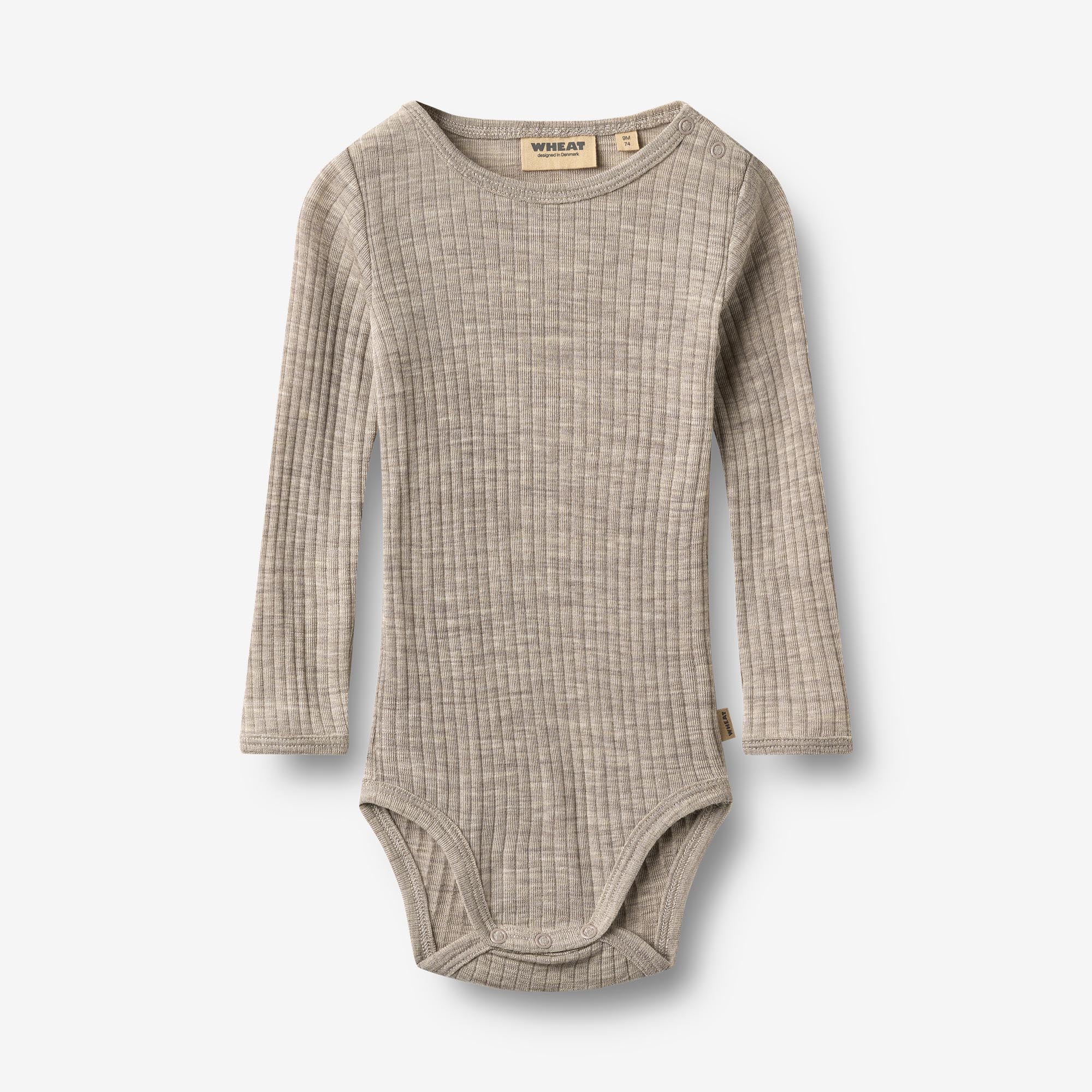 wheat-lucca-wollbody-seidenbody-khaki-merinowolle image 1