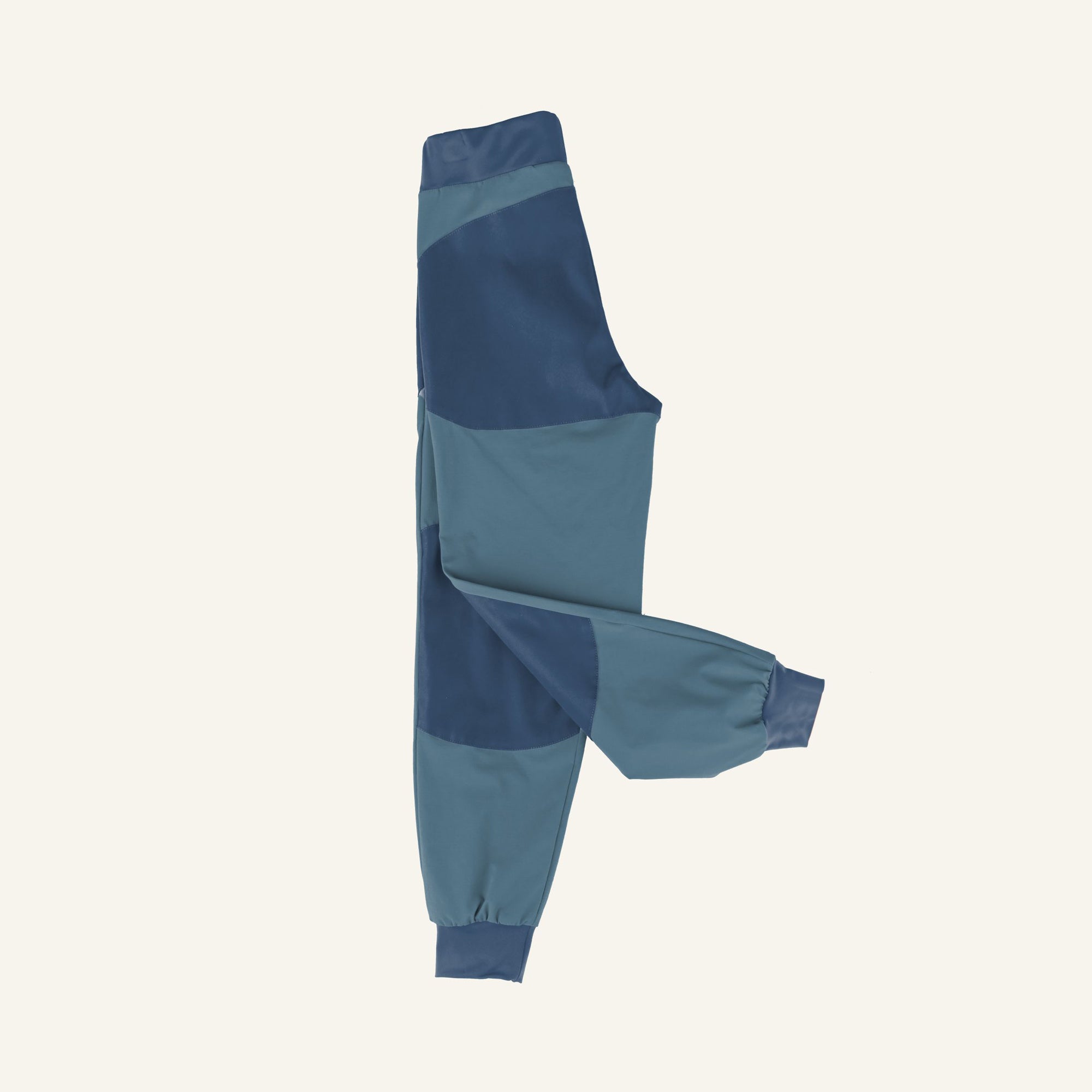 finkid-suoja-protect-outdoorhose-insektenschutz-cedar image 3