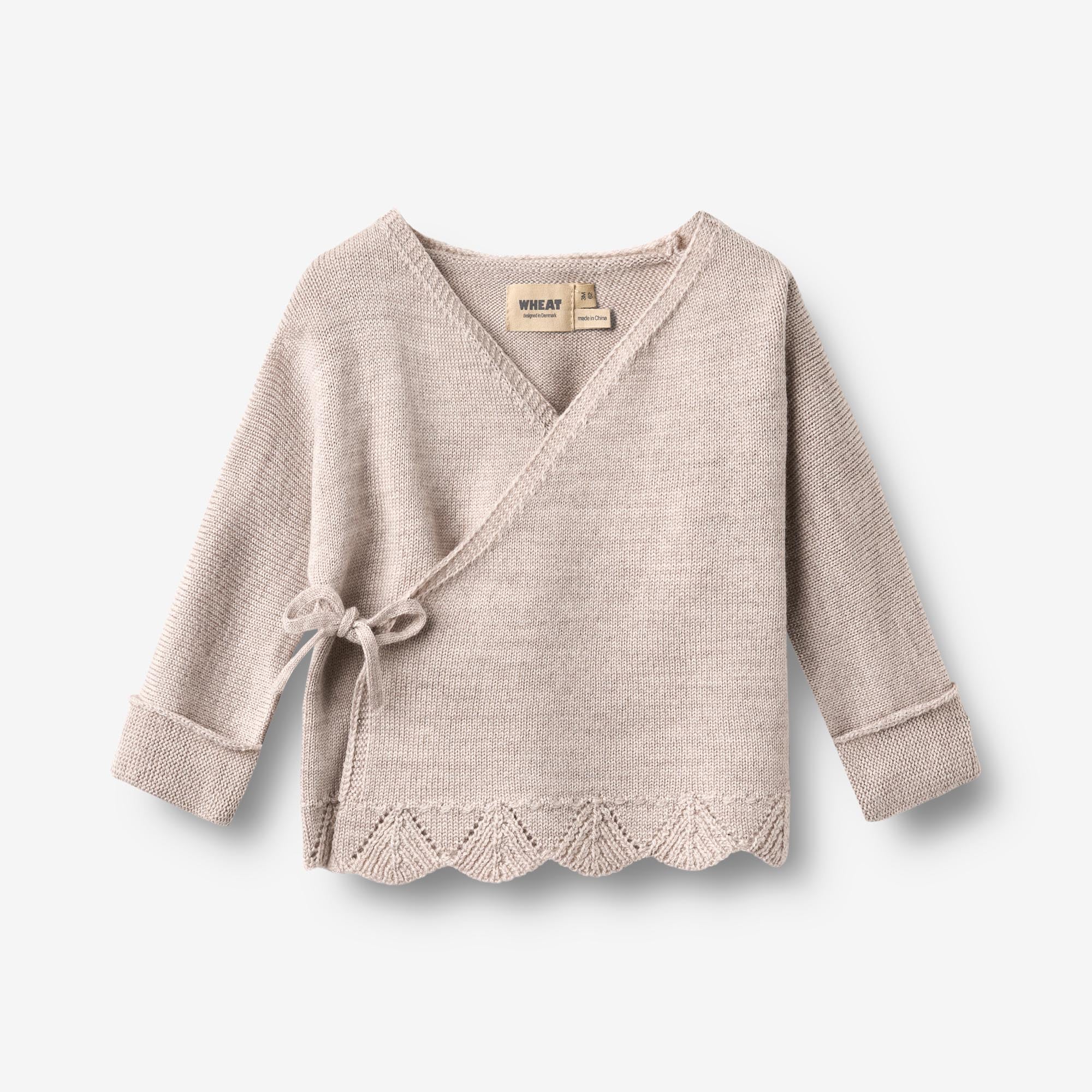 wheat-cleo-lace-wickelcardigan-baby-merinowolle-pale-lilac image 1