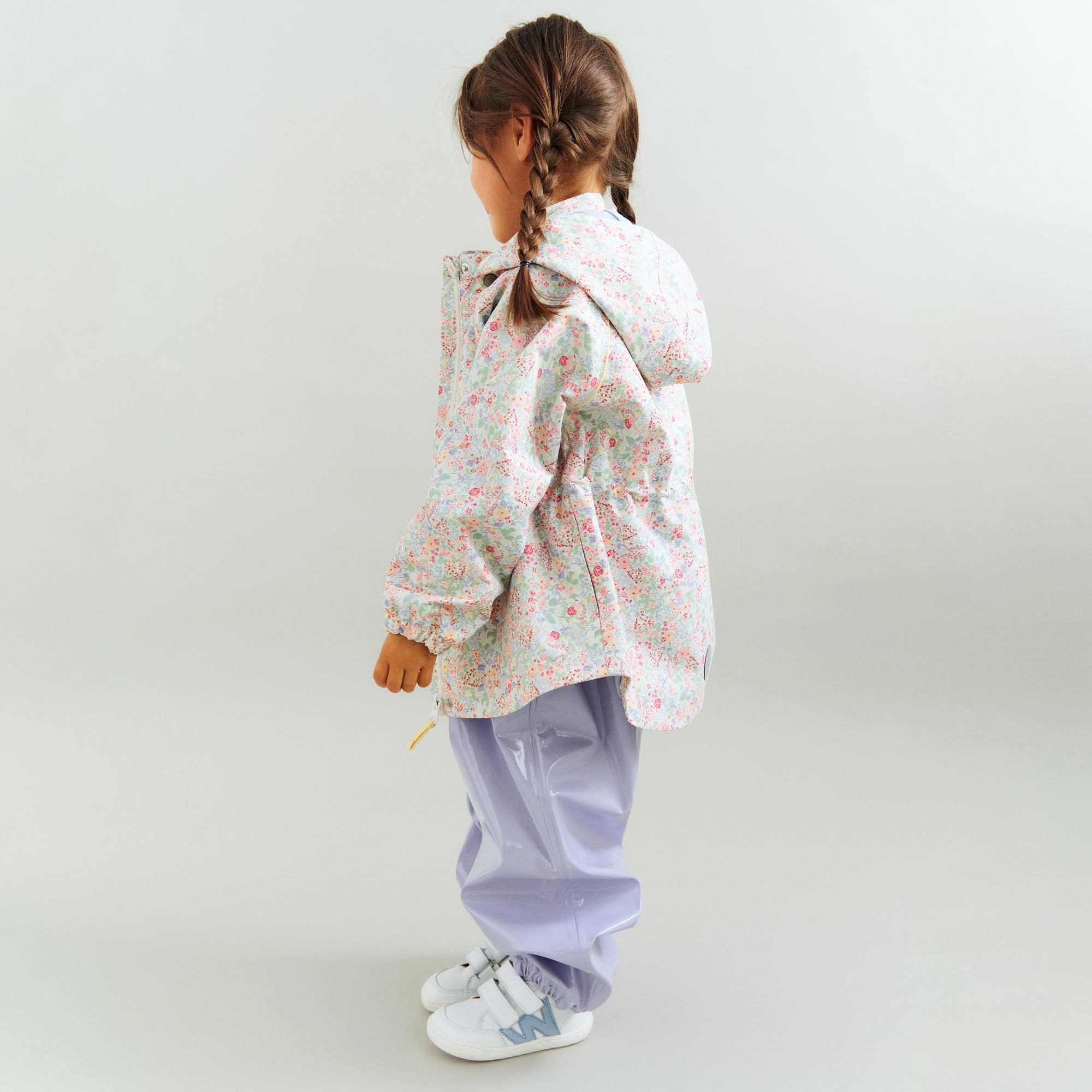 wheat-charlo-regenhose-lilac-cosmic-sky-wasserdicht image 3