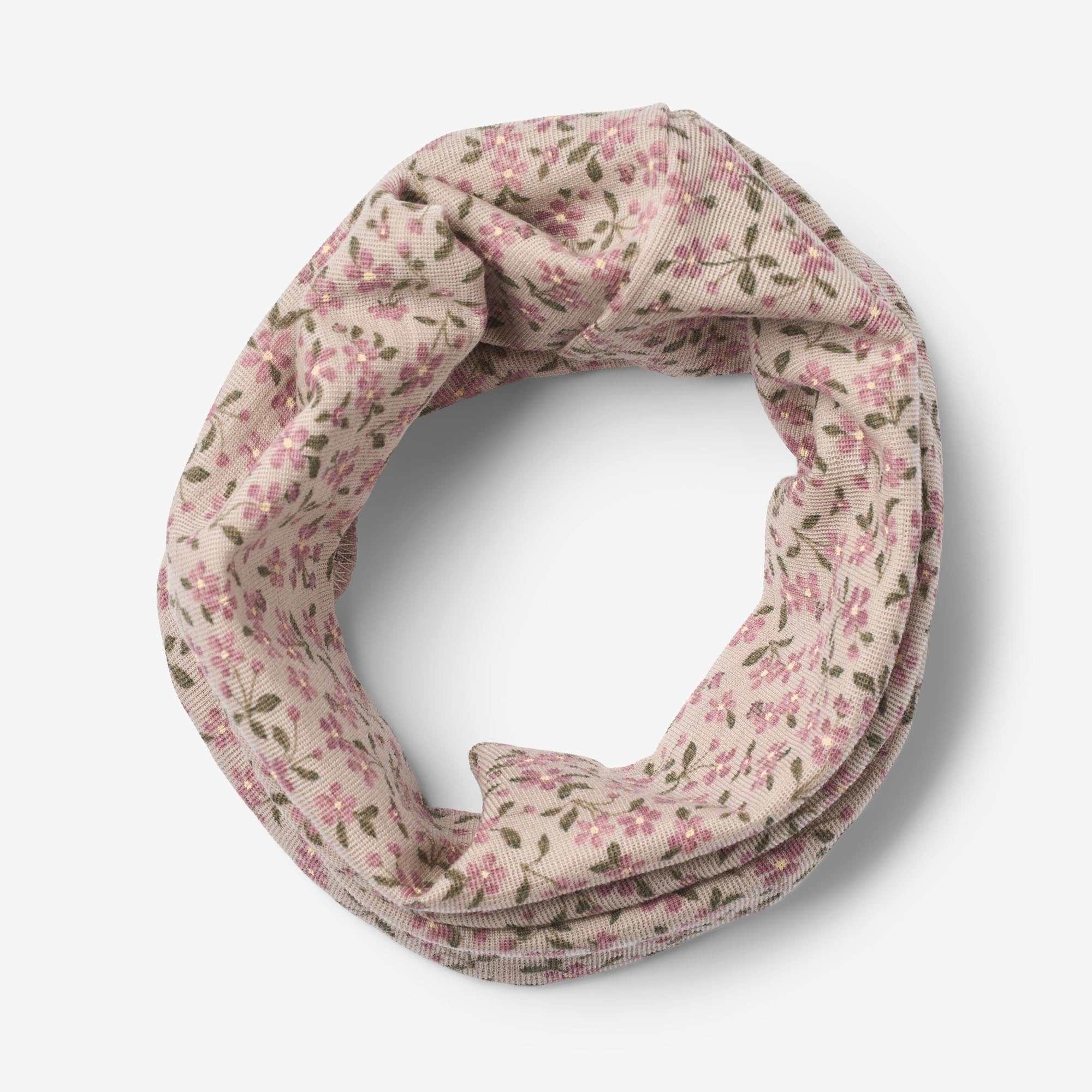 wheat-accessories-2-wool-neckwarmer-arta-schal-pale-lilac-flowers image 4