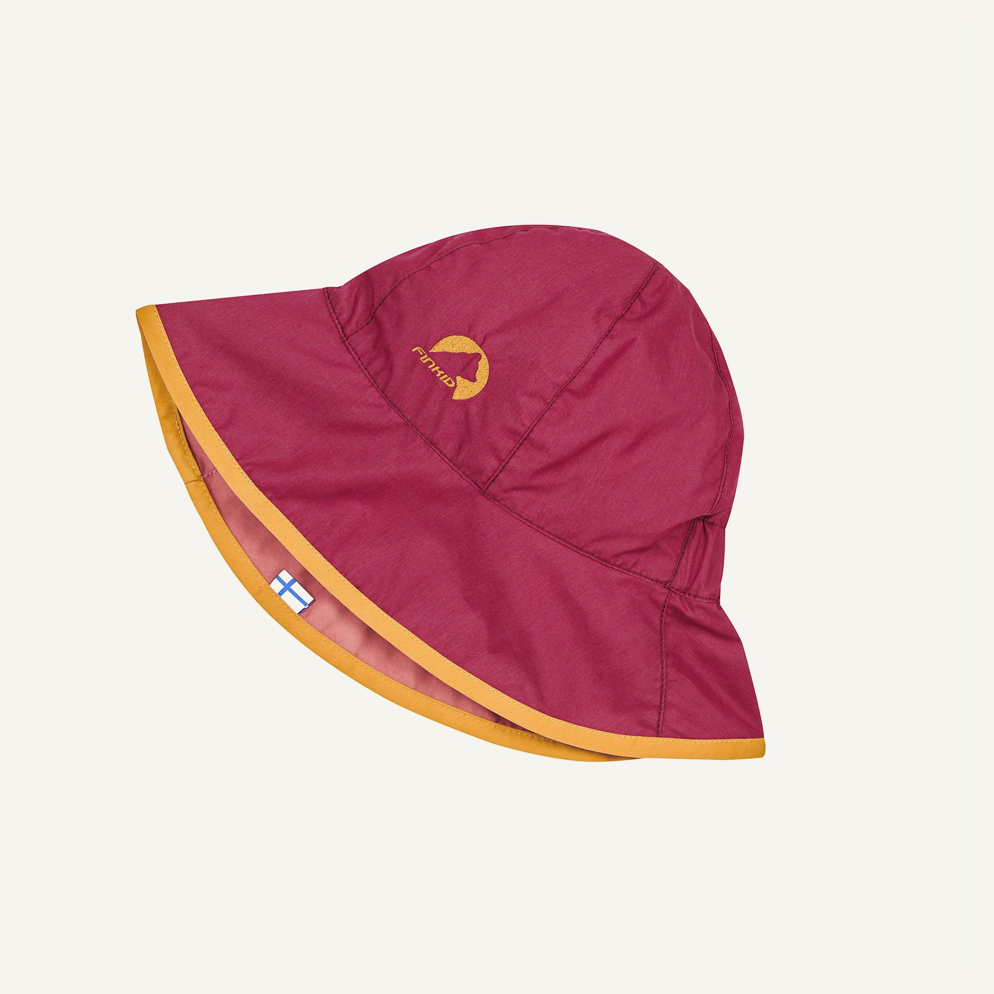 finkid-husky-jousi-sommerhut-raspberry-red-s-uv50 image 8