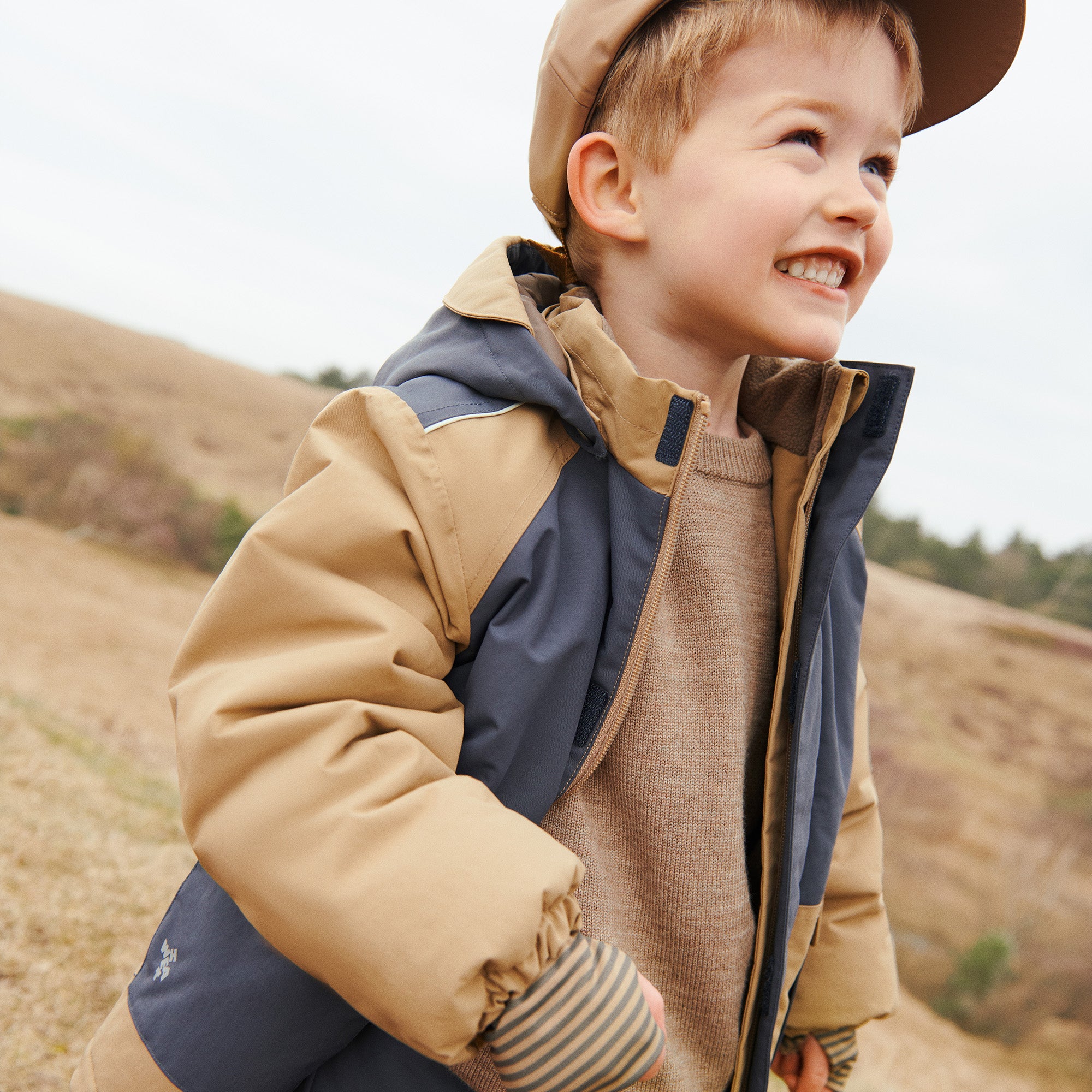 wheat-finley-strickpullover-grey-camel-melange-merinowolle image 5