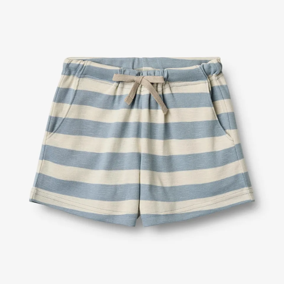 wheat-kalle-shorts-calm-blue-stripe-bio-baumwolle image 1