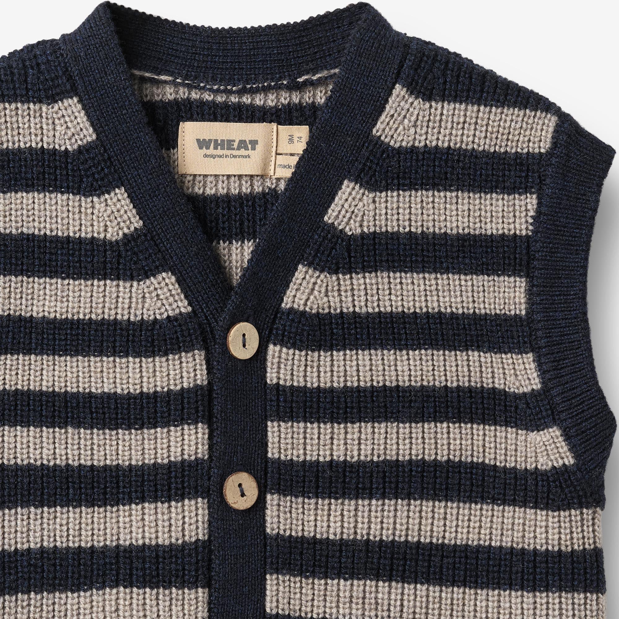 wheat-pete-strickweste-baby-merinowolle-navy-stripe image 3