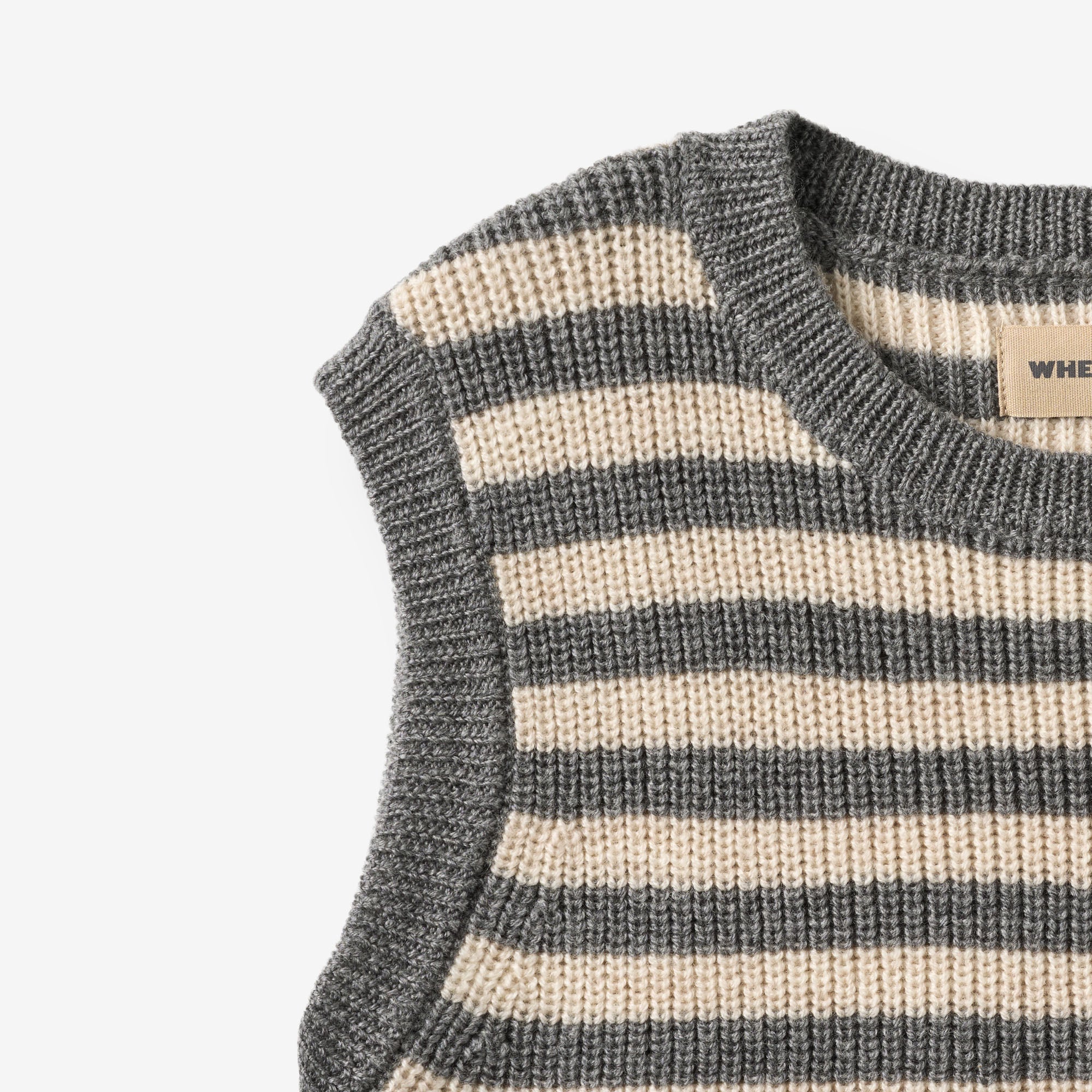 wheat-ruby-strickweste-grey-stripe-merinowolle image 4
