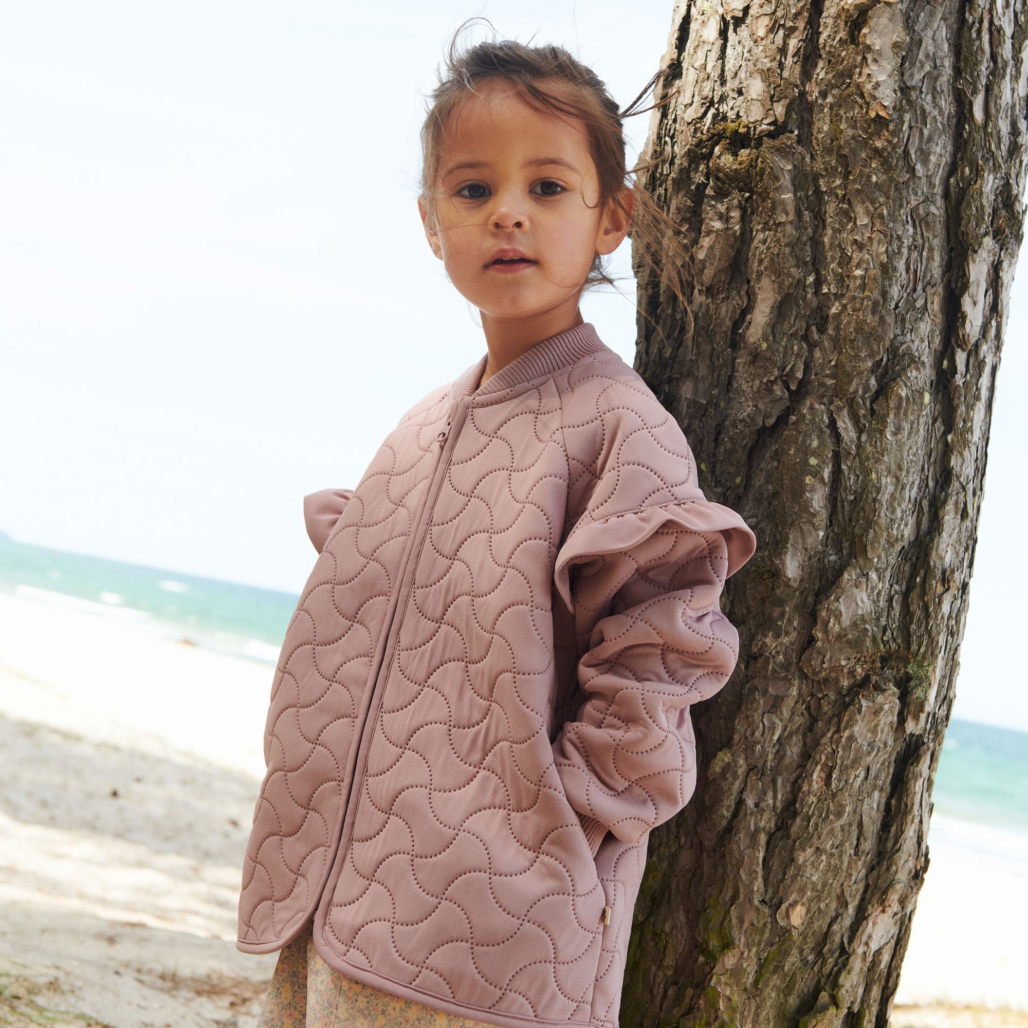 wheat-outerwear-softshellhose-minno-rose-shadow-flowers image 3