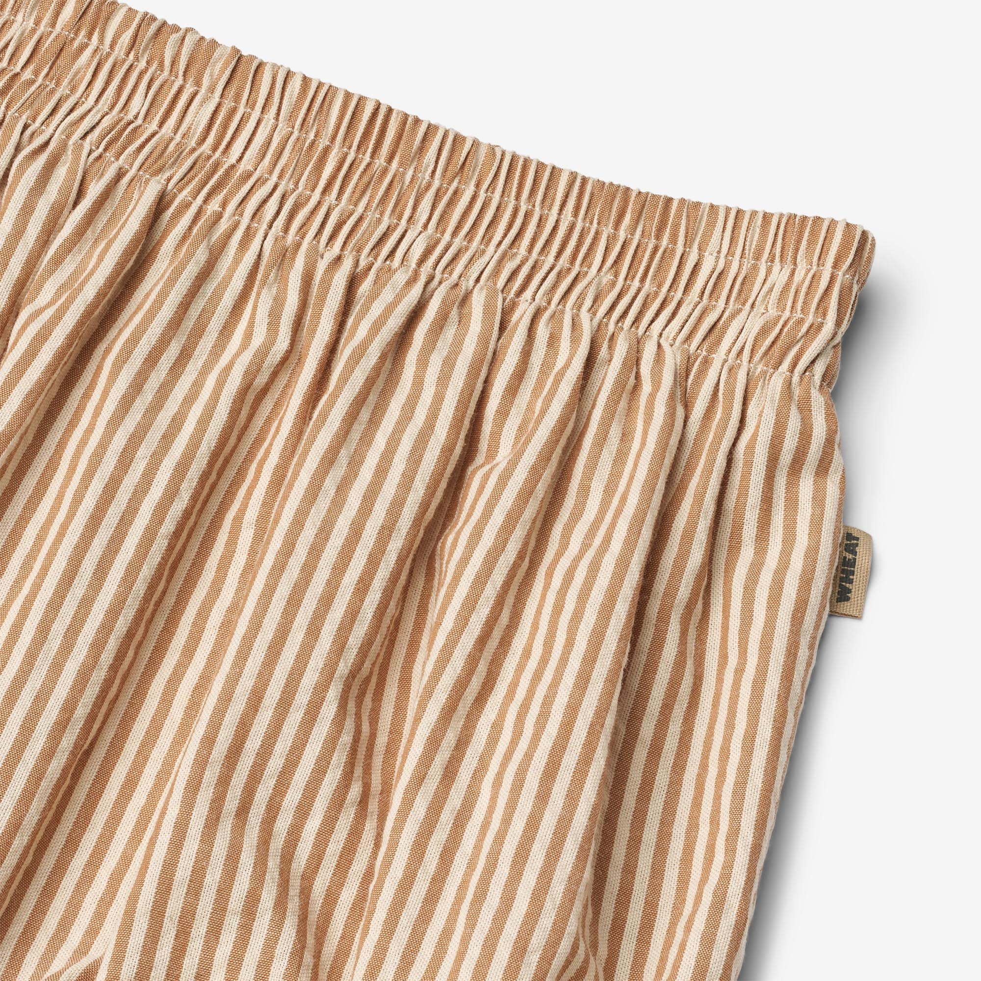 wheat-ollie-shorts-caramel-stripe-bio-baumwolle image 3