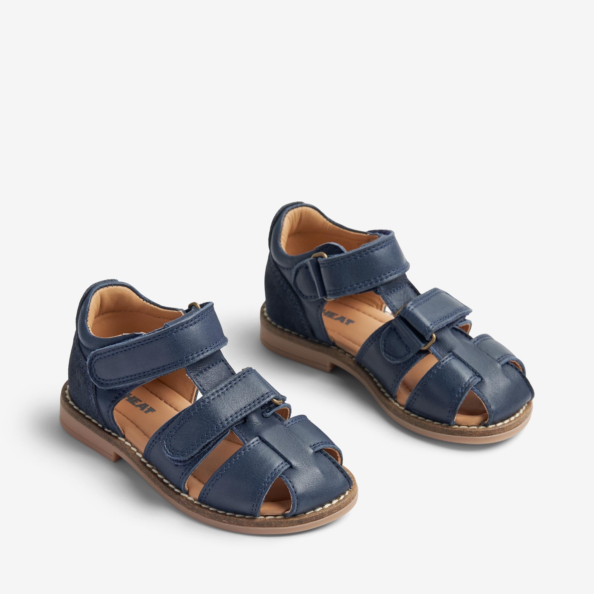 wheat-bassi-closed-toe-sandale-navy-leder-klett image 1