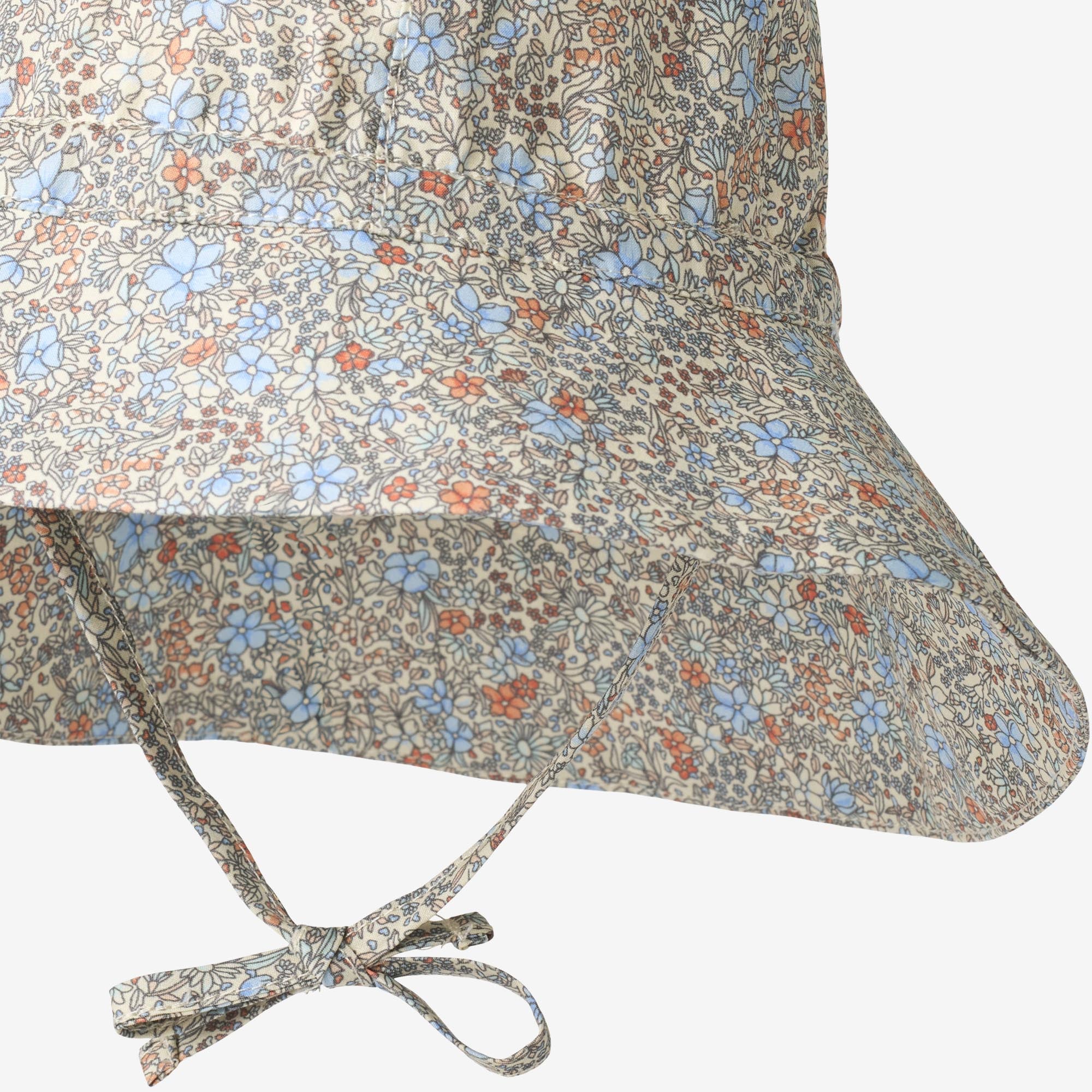 wheat-chloe-sonnenhut-bio-baumwolle-baby-air-blue-flowers image 2