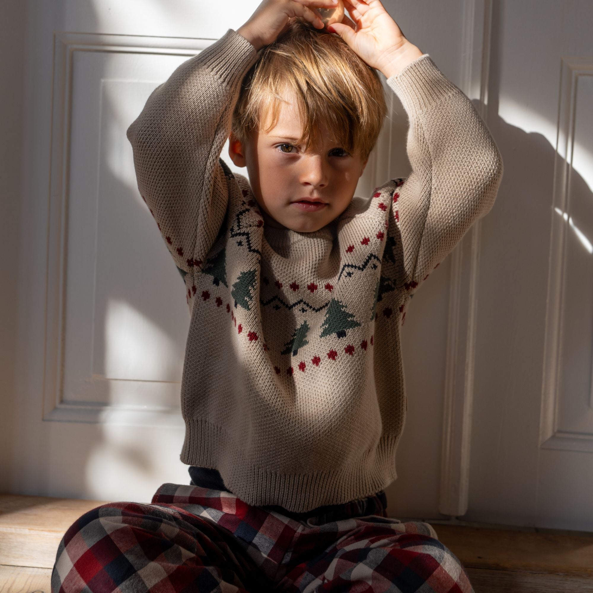 wheat-sasha-kinderhose-red-blue-check-bio-baumwolle image 2