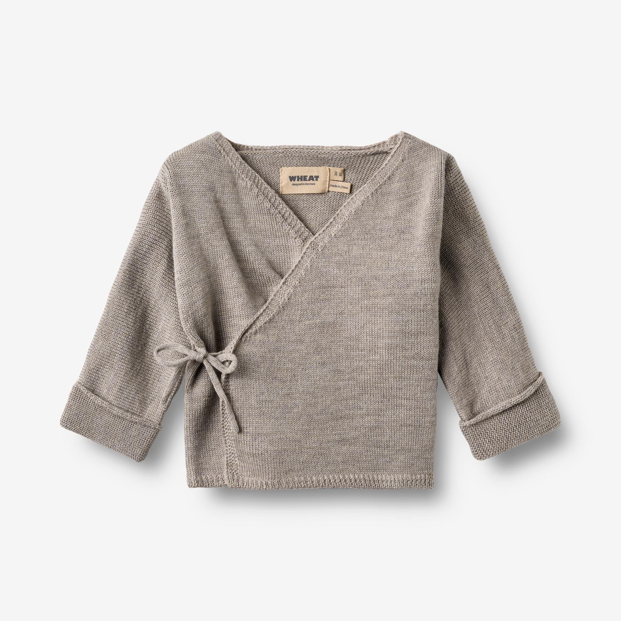 wheat-cleo-wickeljacke-grey-moon-baby-merino-wolle image 1