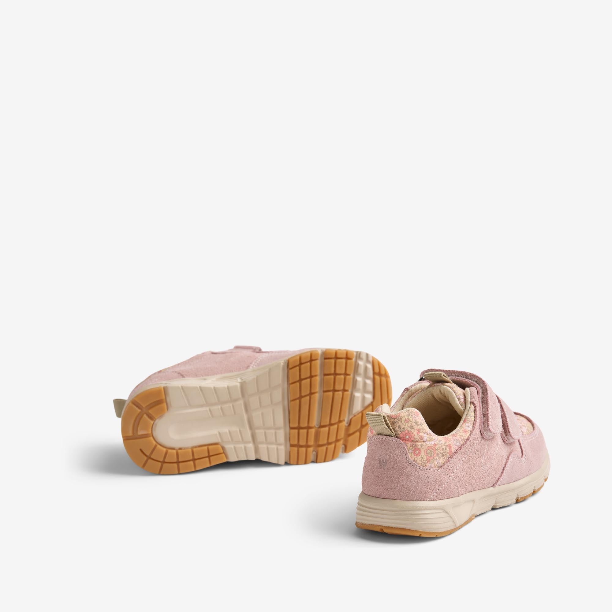 wheat-toney-sneaker-rose-frost-klett-bio-futter image 3