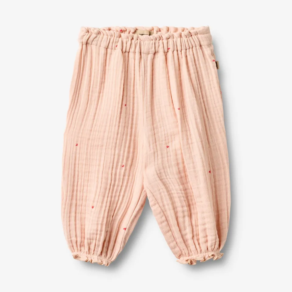 wheat-clothing-petrine-hose-babyhose-powder-hearts image 1