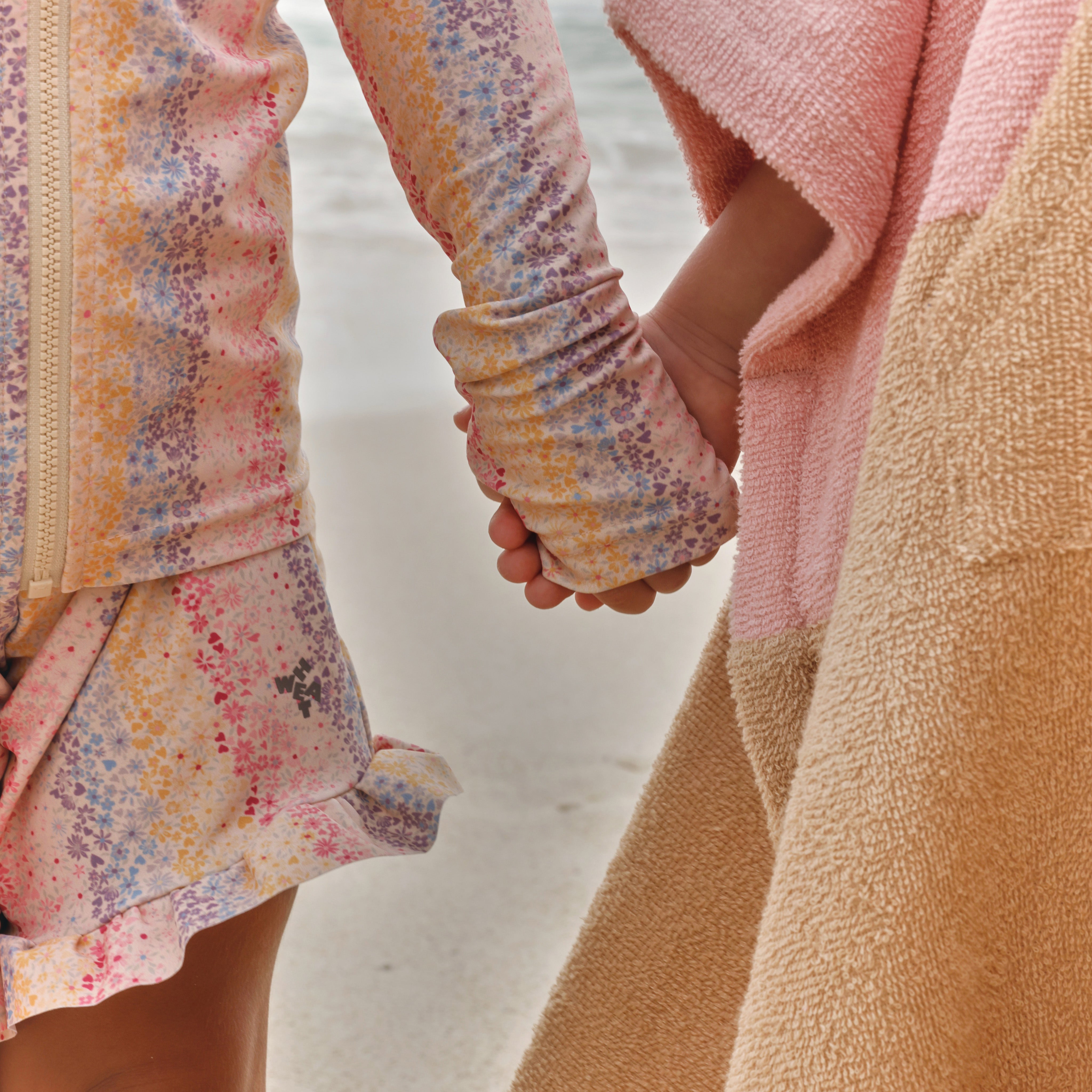 wheat-lille-terry-poncho-badeponcho-powder-bio-baumwolle image 3