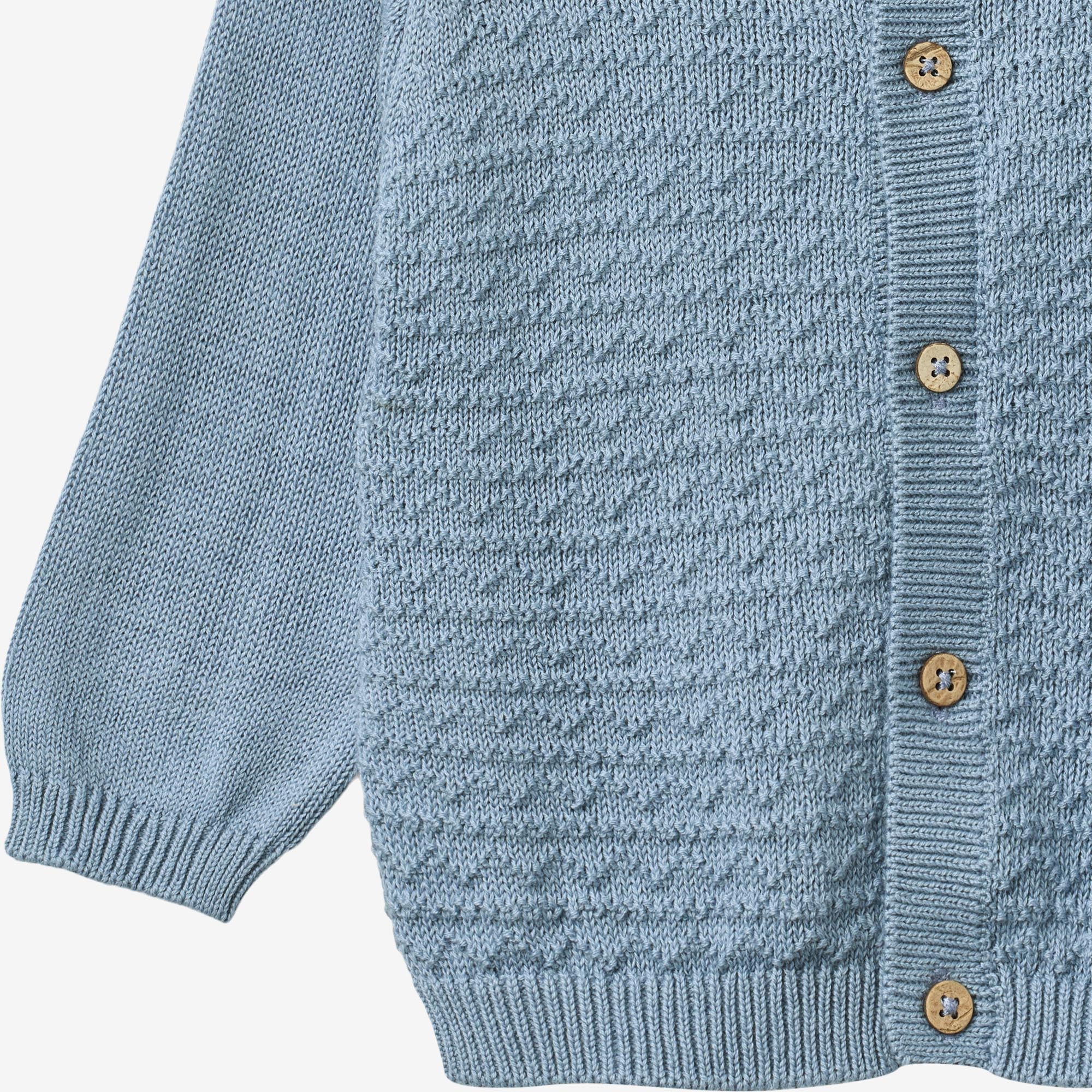 wheat-bj-rn-baby-strickjacke-faded-denim-bio-baumwolle image 3
