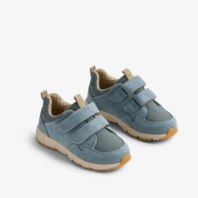 wheat-toney-sneaker-stormy-sea-klett-leicht image 1
