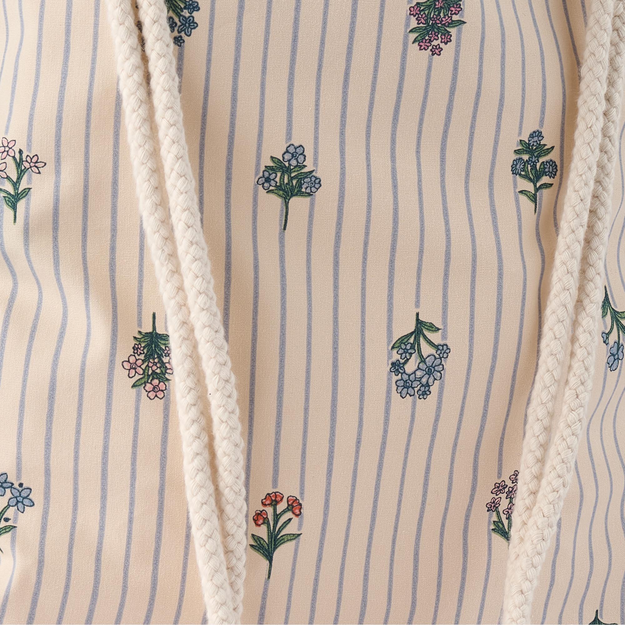 wheat-accessories-yuna-gymbag-turnbeutel-rose-shadow-flowers image 3