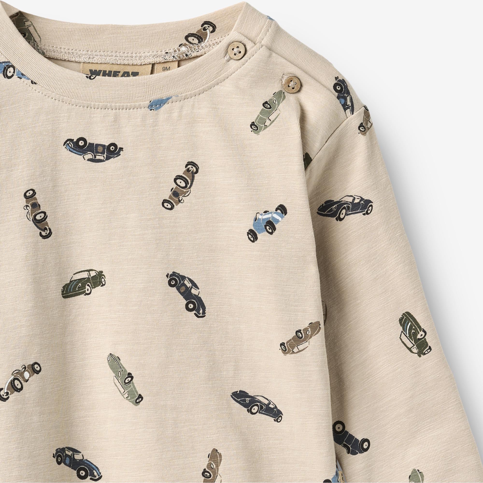 wheat-ebbe-langarmshirt-baby-cars-bio-baumwolle-mit-knopf image 3
