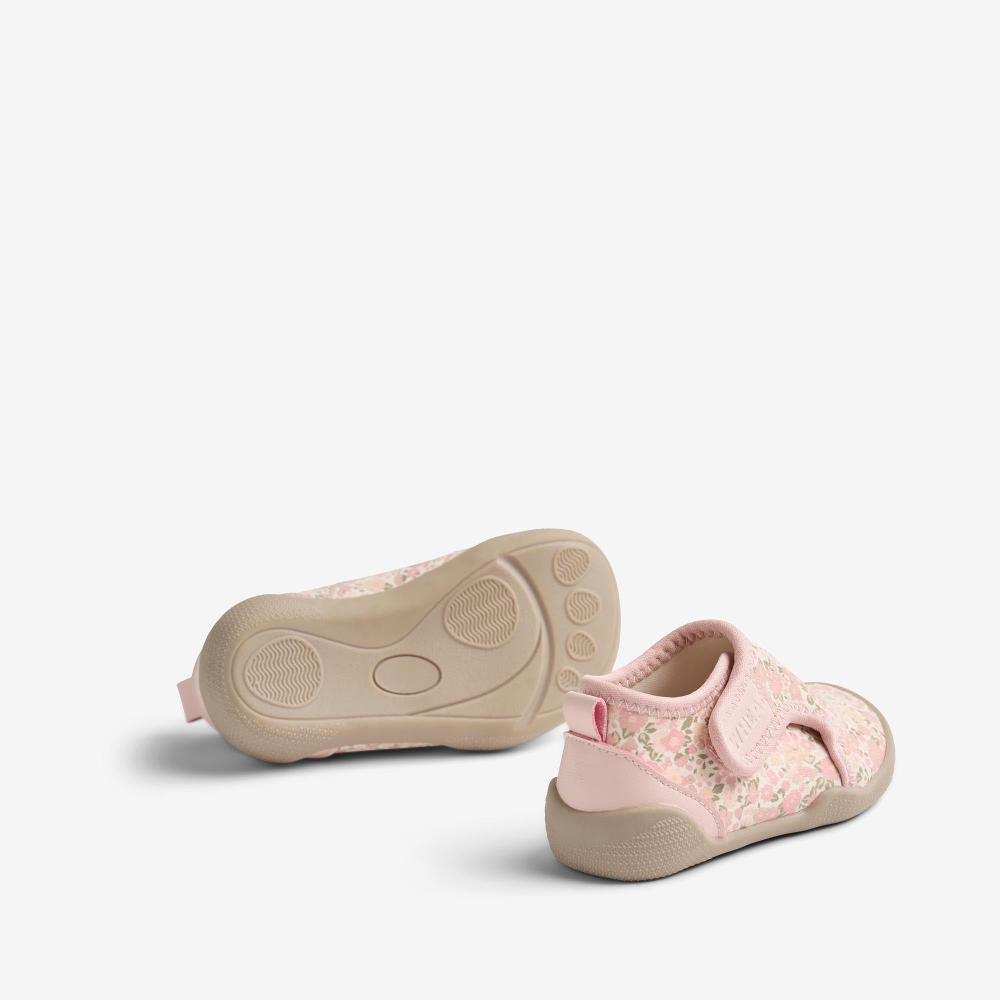 wheat-shawn-badeschuhe-ivory-flower-meadow-barfu-wasserschuhe image 3