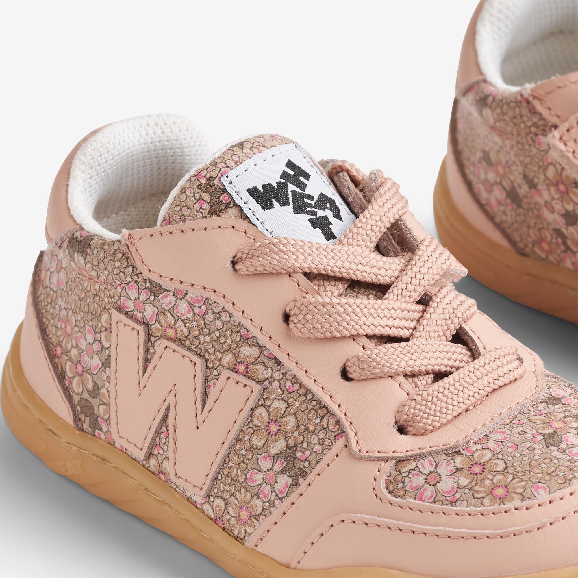 wheat-aslan-barfu-sneaker-dime-rose-bio-leder-blumen image 7