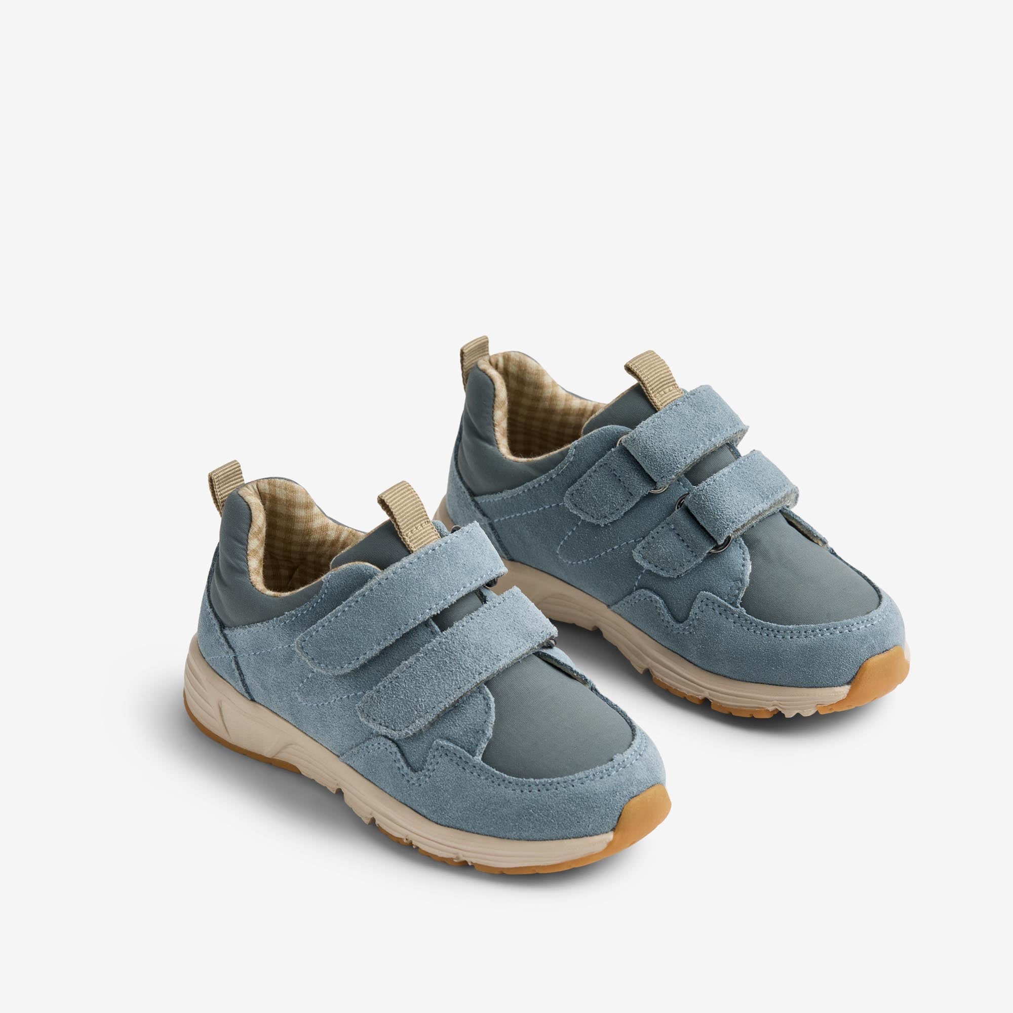 wheat-toney-sneaker-stormy-sea-klett-leicht image 1