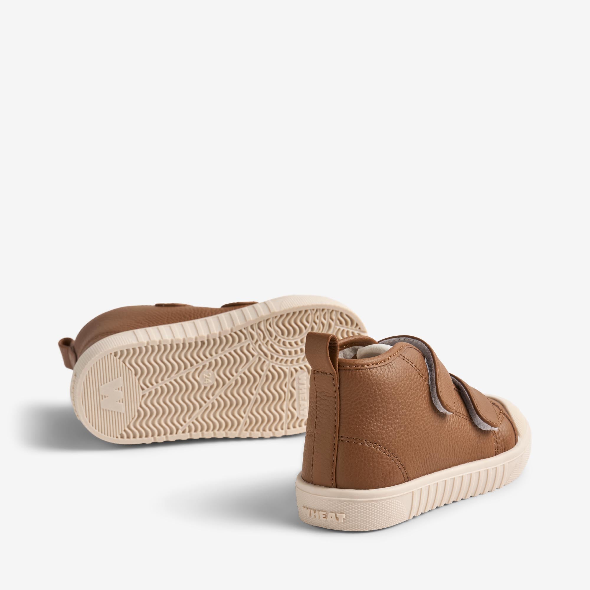 wheat-leo-leder-sneaker-warm-hazel-teddyfutter image 2