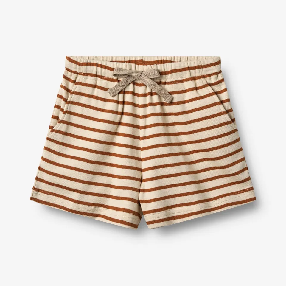 wheat-kalle-jersey-shorts-warm-caramel-stripe-bio-baumwolle image 1