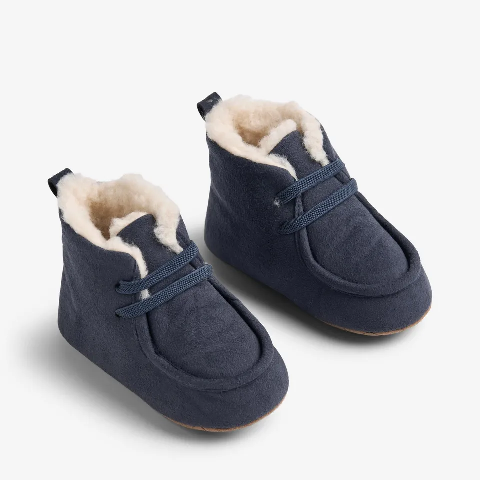wheat-mae-hausschuhe-navy-wolle-rutschfest-gr-19-26 image 1