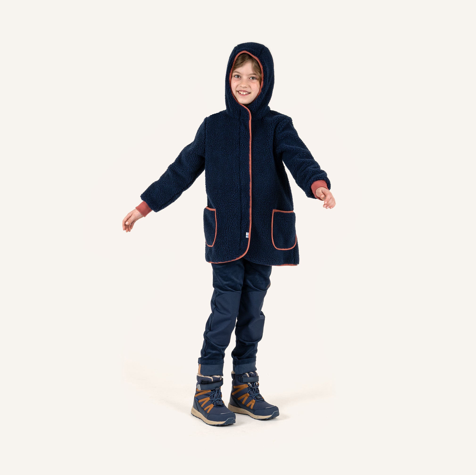 finkid-husky-likka-nalle-teddymantel-navy-cedar-zip-in image 5