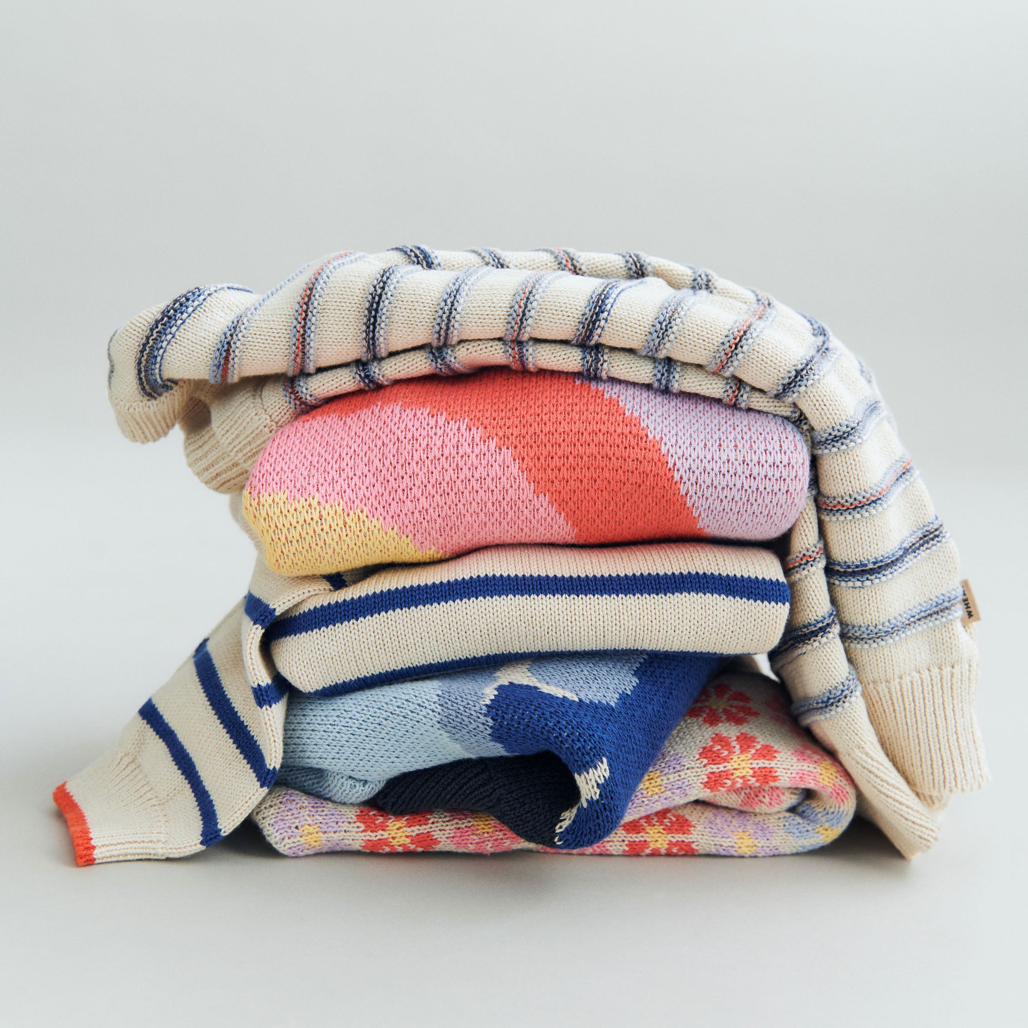 wheat-clothing-jacquard-pullover-solveig-kinder-pullover-rainbow-bio image 3