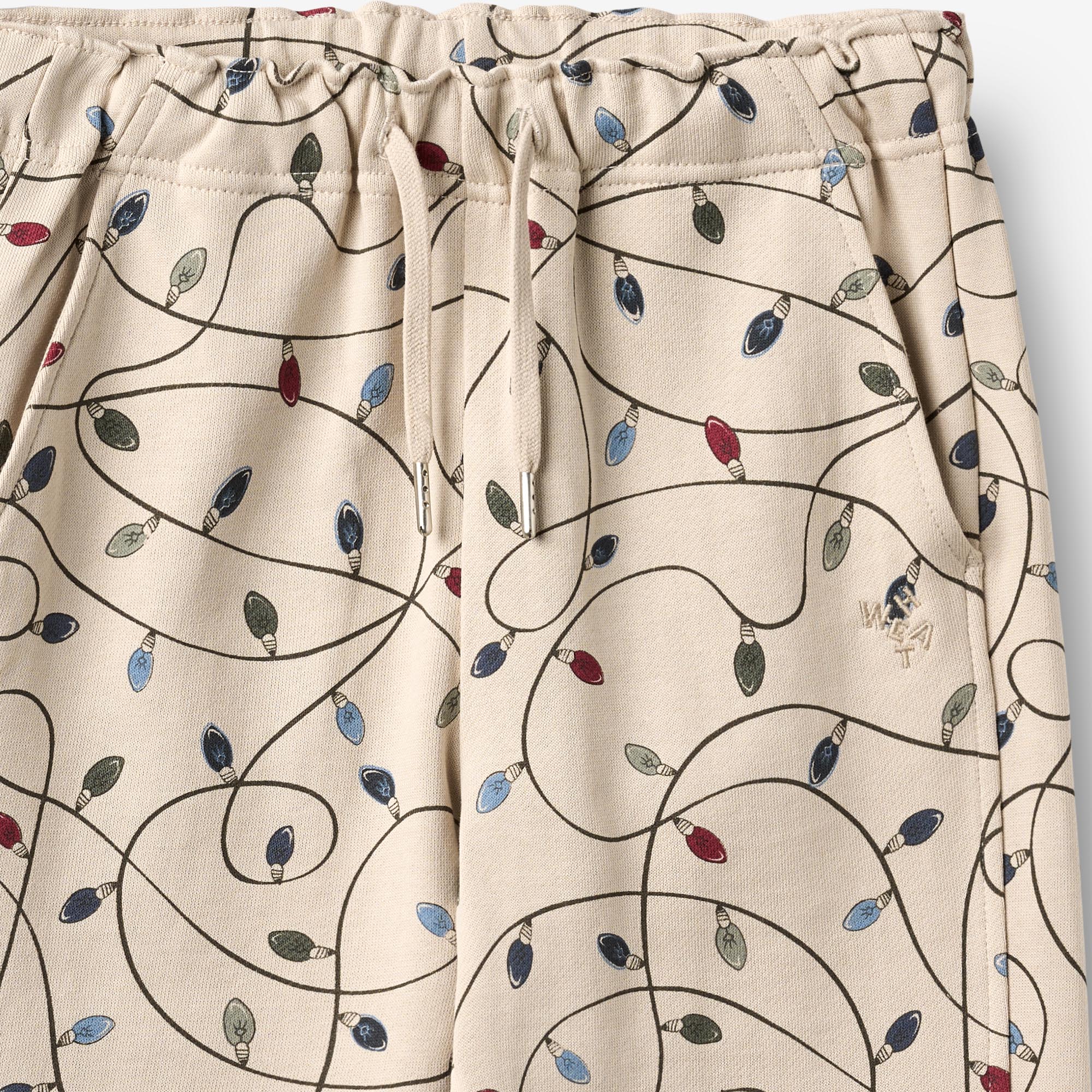 wheat-cosmo-sweatpants-grey-cloud-string-lights-bio image 3