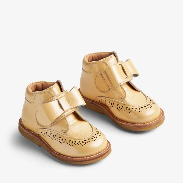 wheat-bowy-bootie-velcro-lemon-lackleder-schleife image 1