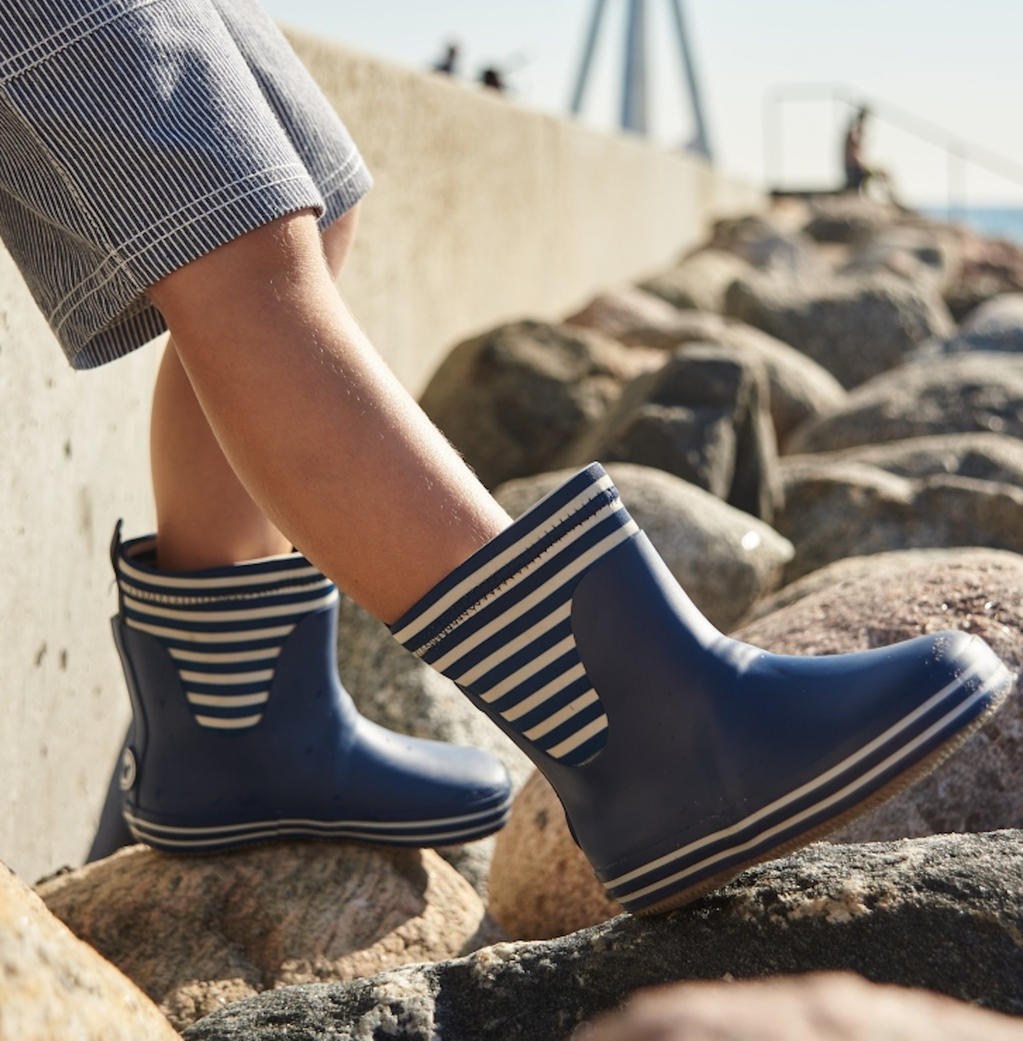wheat-rubber-boot-mist-gummistiefel-indigo-stripe-kinder image 2