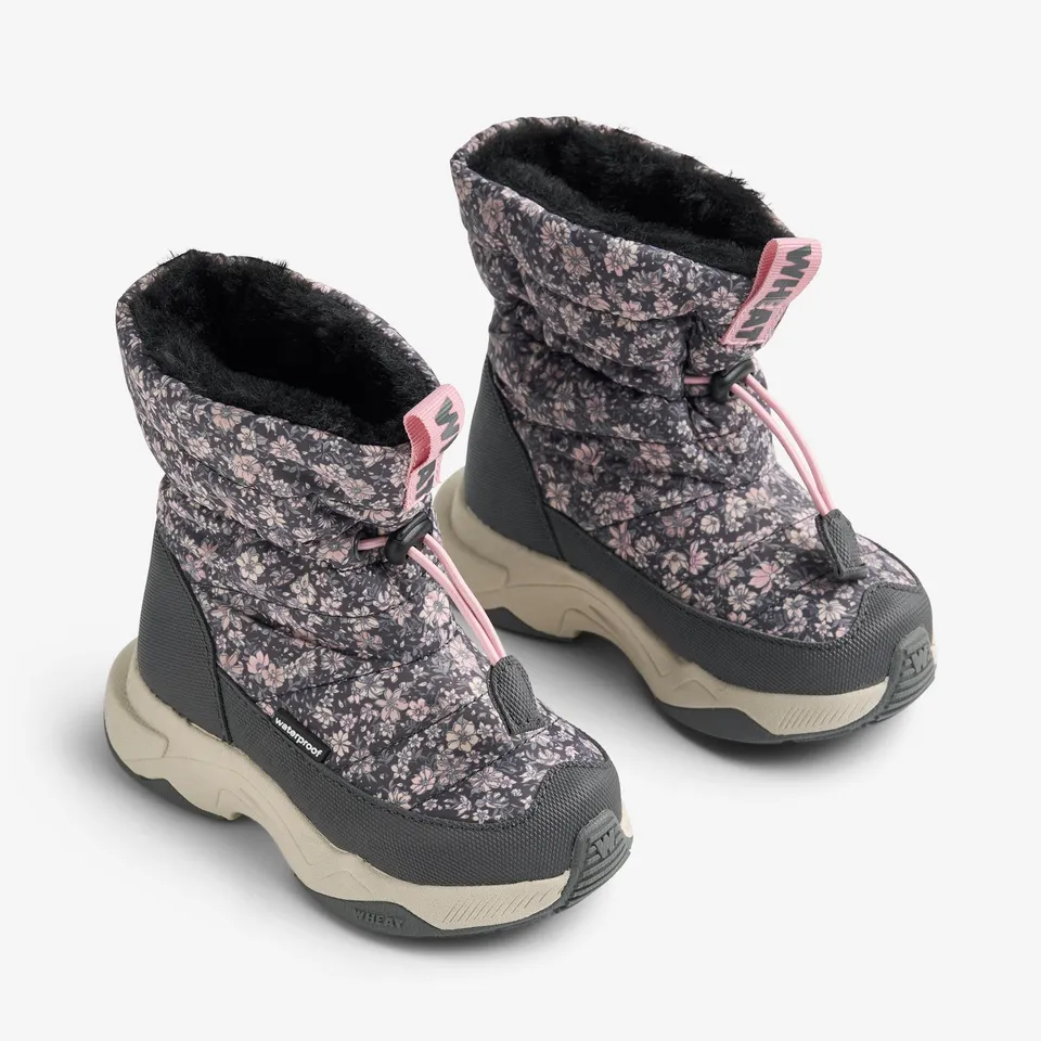 wheat-esme-winterstiefel-dark-charcoal-flowers-wollfutter image 1