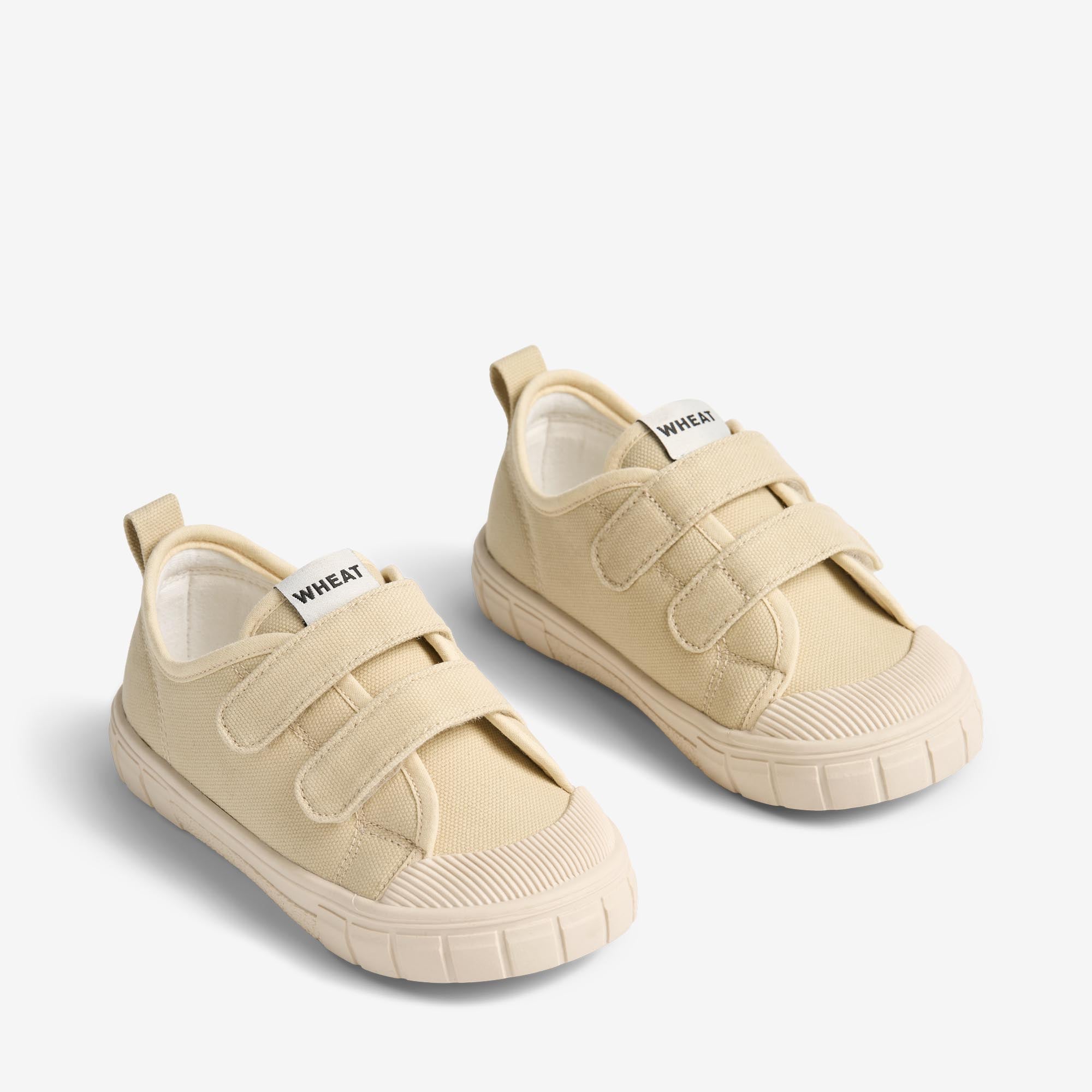 wheat-bobbie-sneaker-off-white-canvas-klett image 1