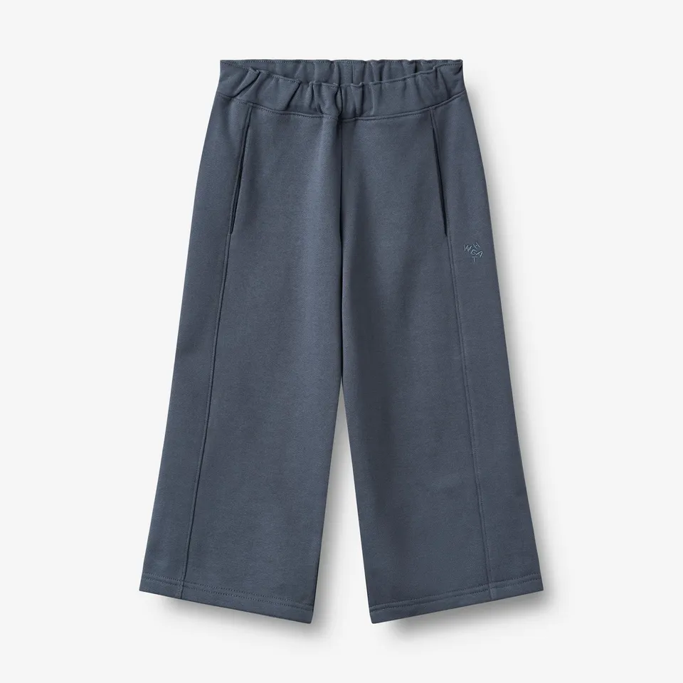 wheat-conrad-sweathose-graublau-bio-baumwolle-kinderhose image 1