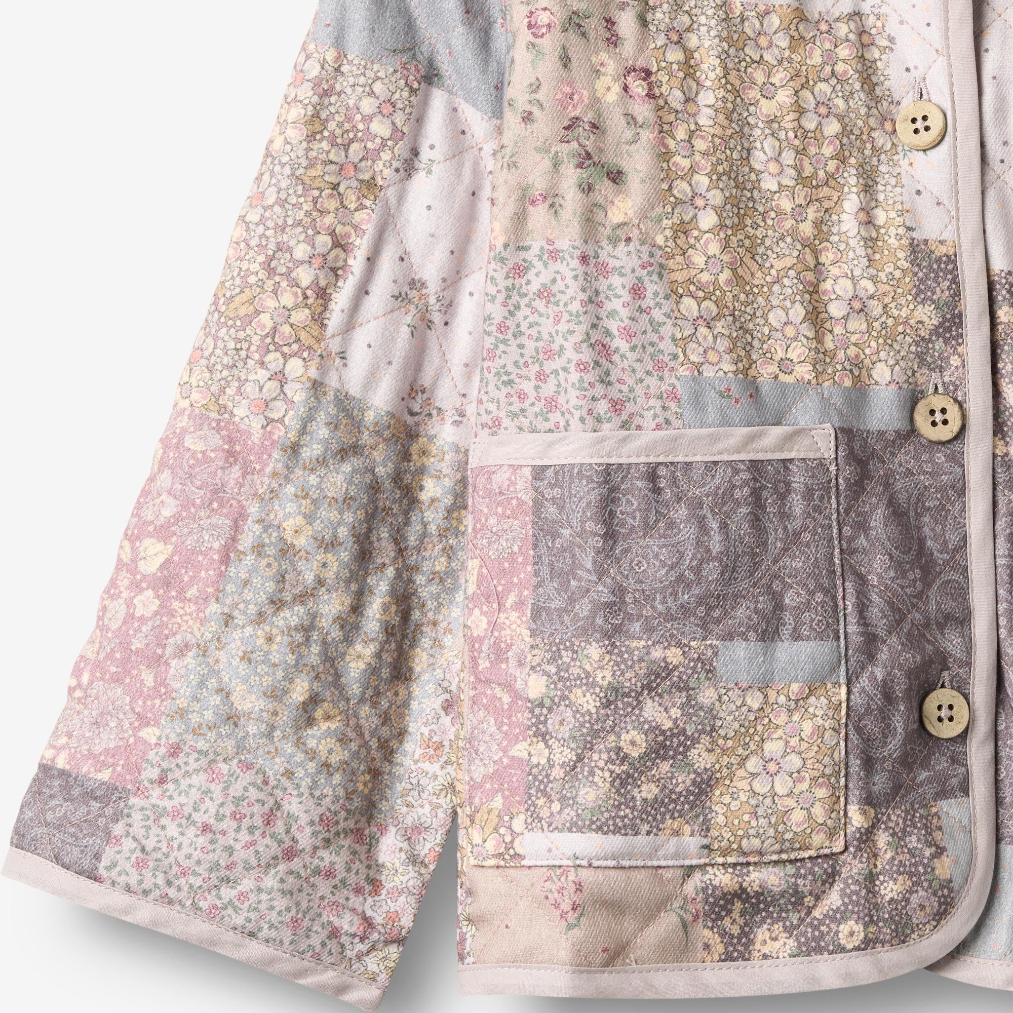 wheat-ima-steppjacke-patchwork-flowers-bio-baumwolle image 5