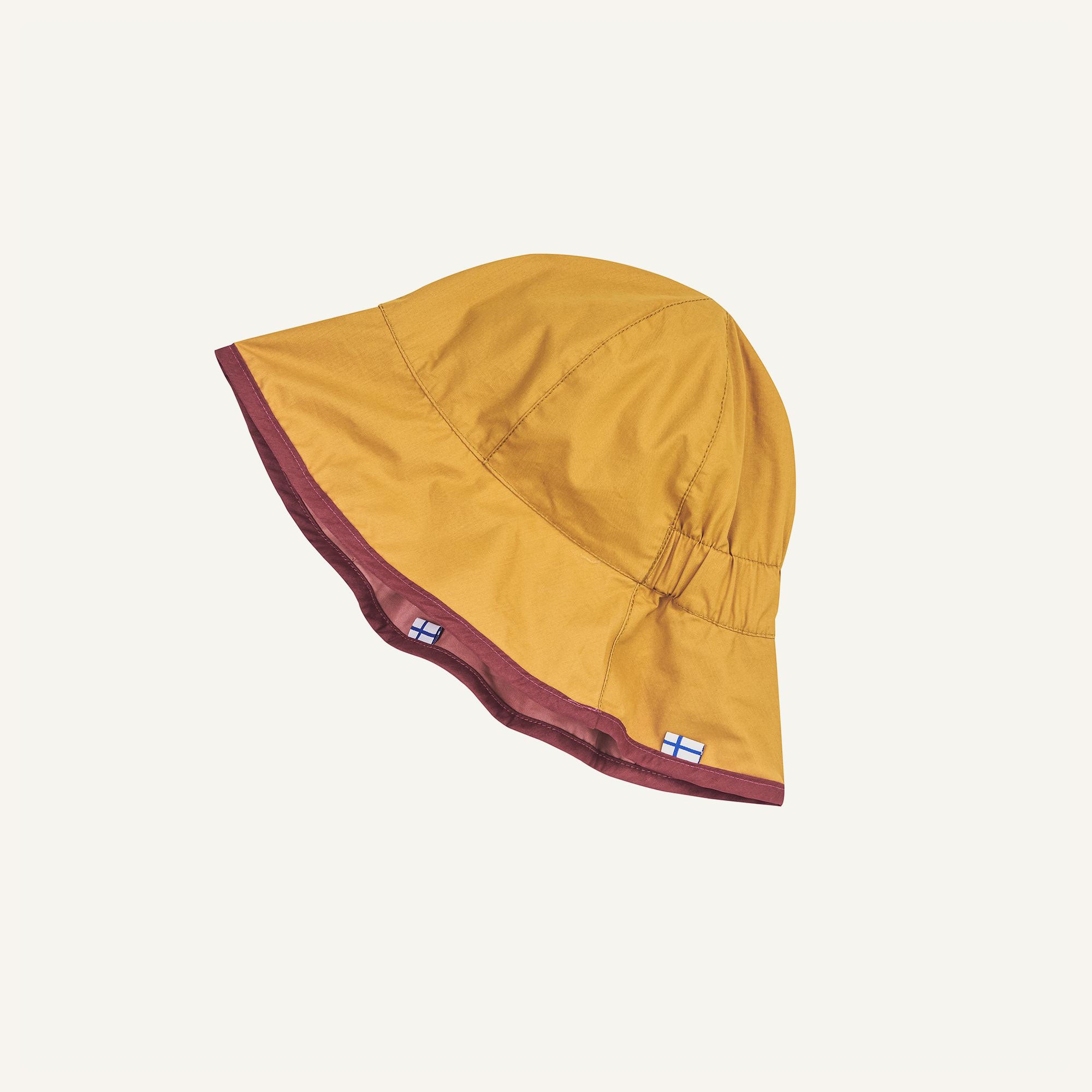 finkid-husky-jousi-sommerhut-raspberry-red-s-uv50 image 6