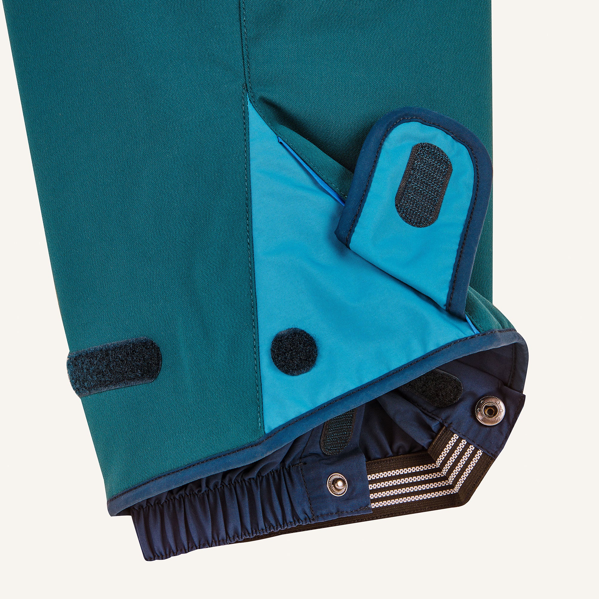 finkid-husky-haalari-winteroverall-cloud-deep-water-110-120-warm image 7